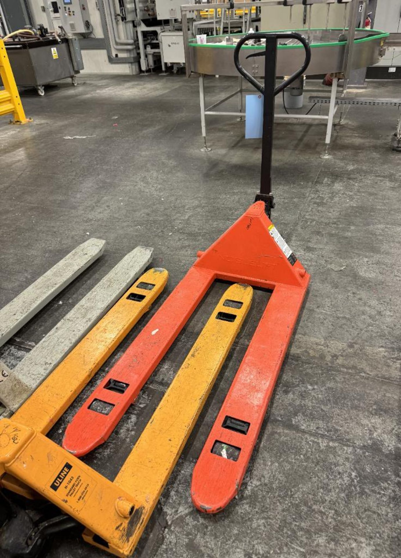Lot Of (3) Pallet Jacks. With (1) Roughneck 2000# (not working), (1) Uline H-1043 5500#, (1) Nobleli - Image 6 of 7