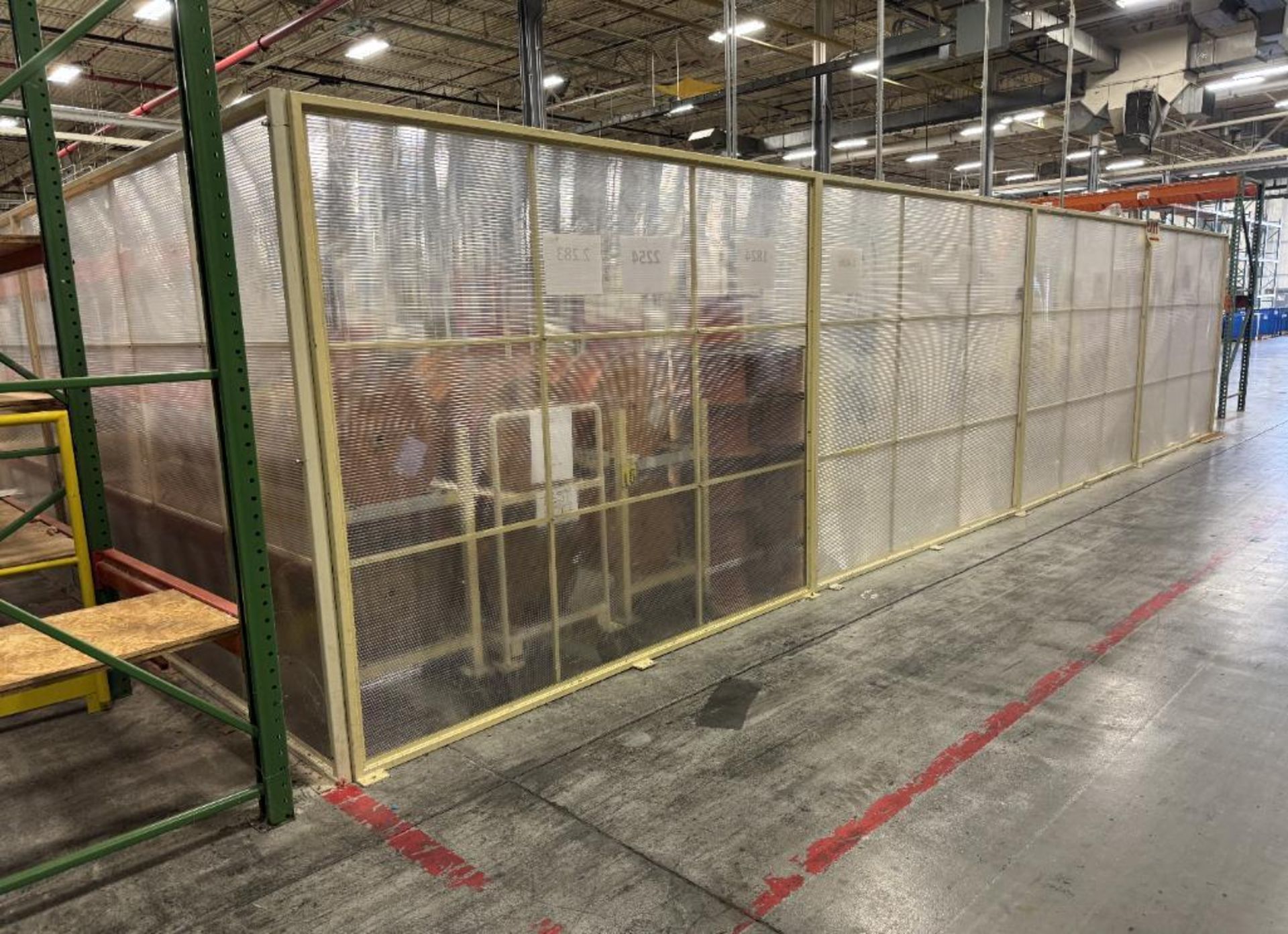 Lot Of Floor Mounted Partition Walls. - Image 2 of 4