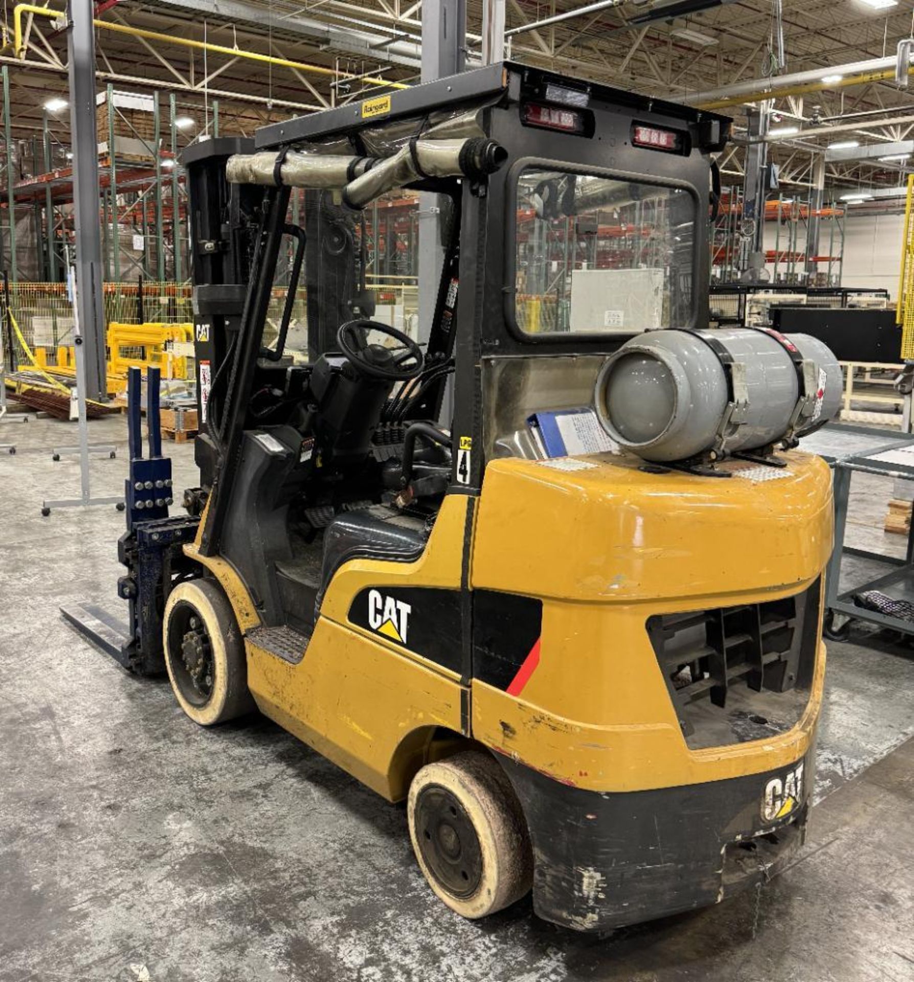 Caterpillar Approximate 6000 Pound LP Forklift, Model 2C6000, Serial# AT83F40250. UL Classified, app - Image 3 of 14