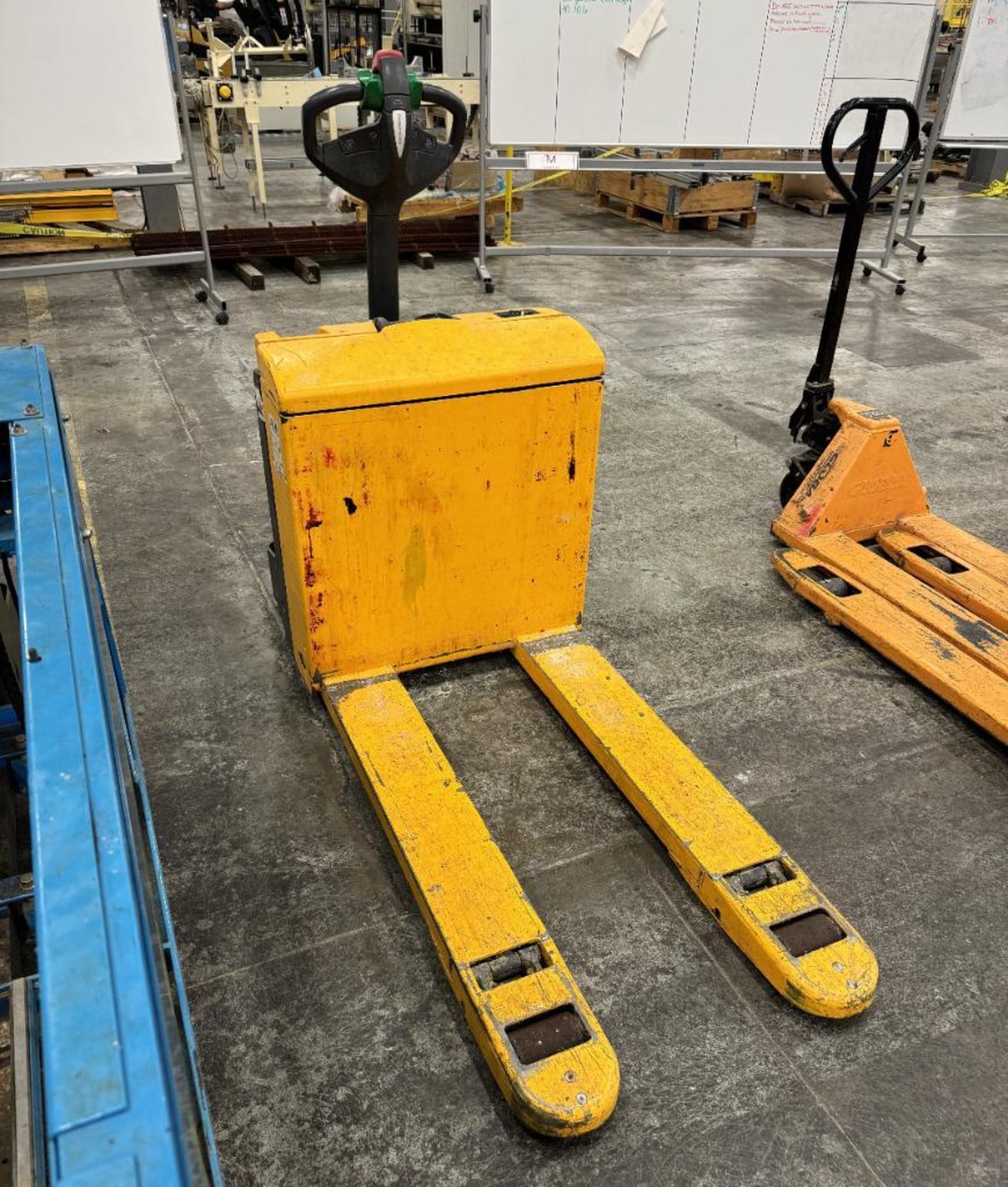 Jungheinrich Approximate 4500 Pound Electric Pallet Jack, Model EJE120, Serial# 98087076. - Image 3 of 6