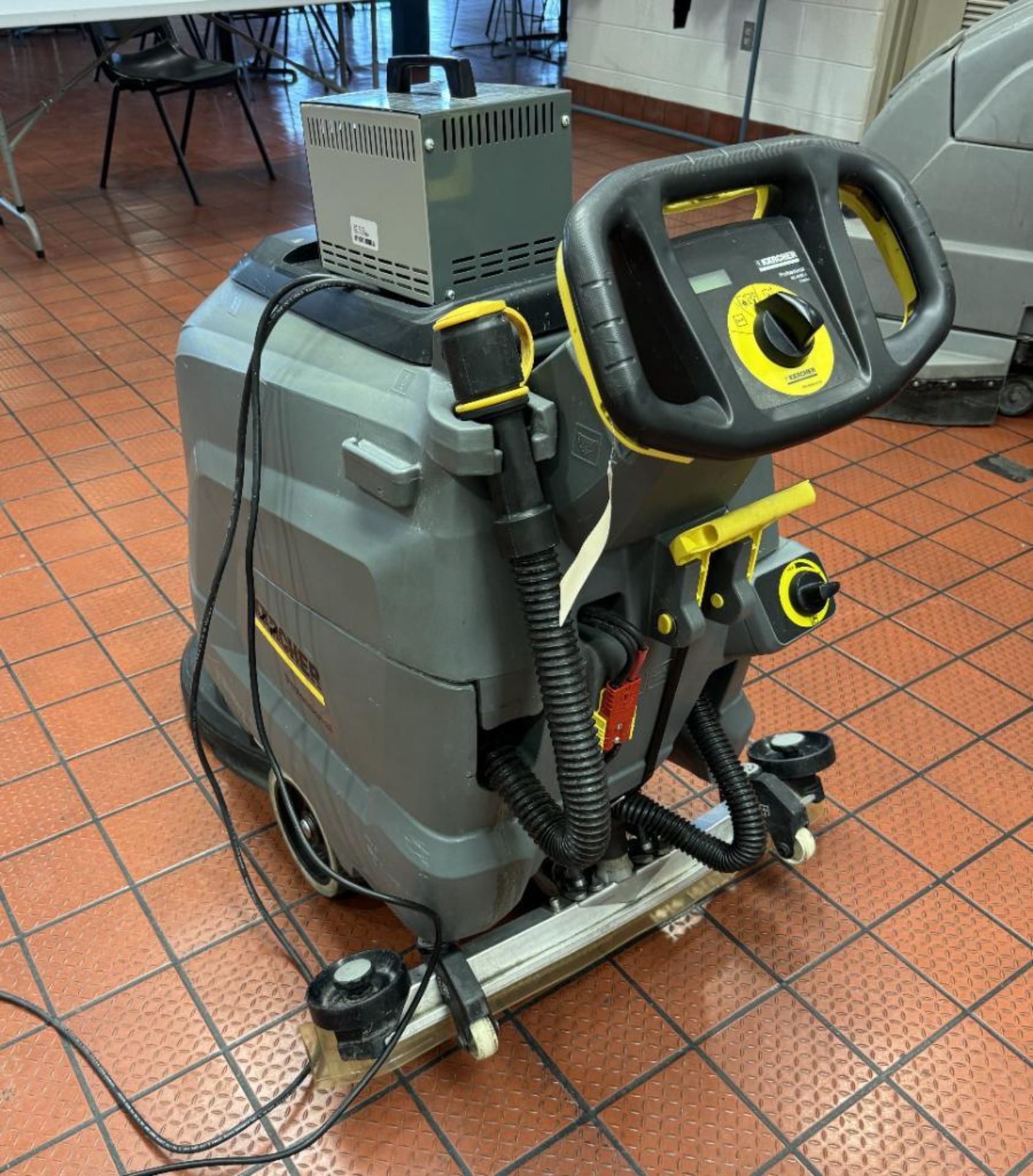 Karcher Professional BD 50/50 C Classic Electric Floor Scrubber, Serial# 011847, Built 2015. With ch - Image 4 of 8