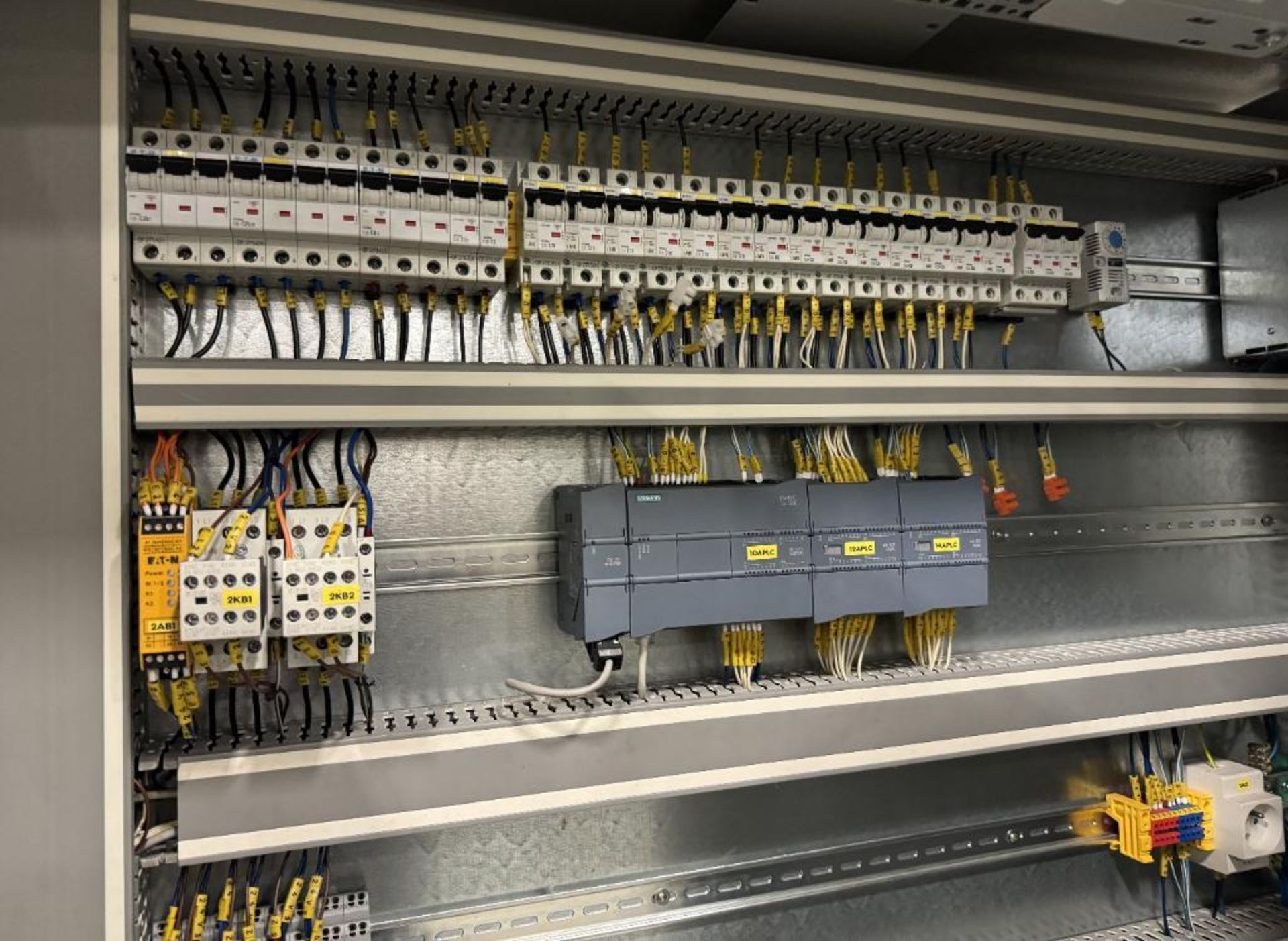 Lot Of (3) Control Panels & (1) New Enclosure. With Siemens Simatic ...