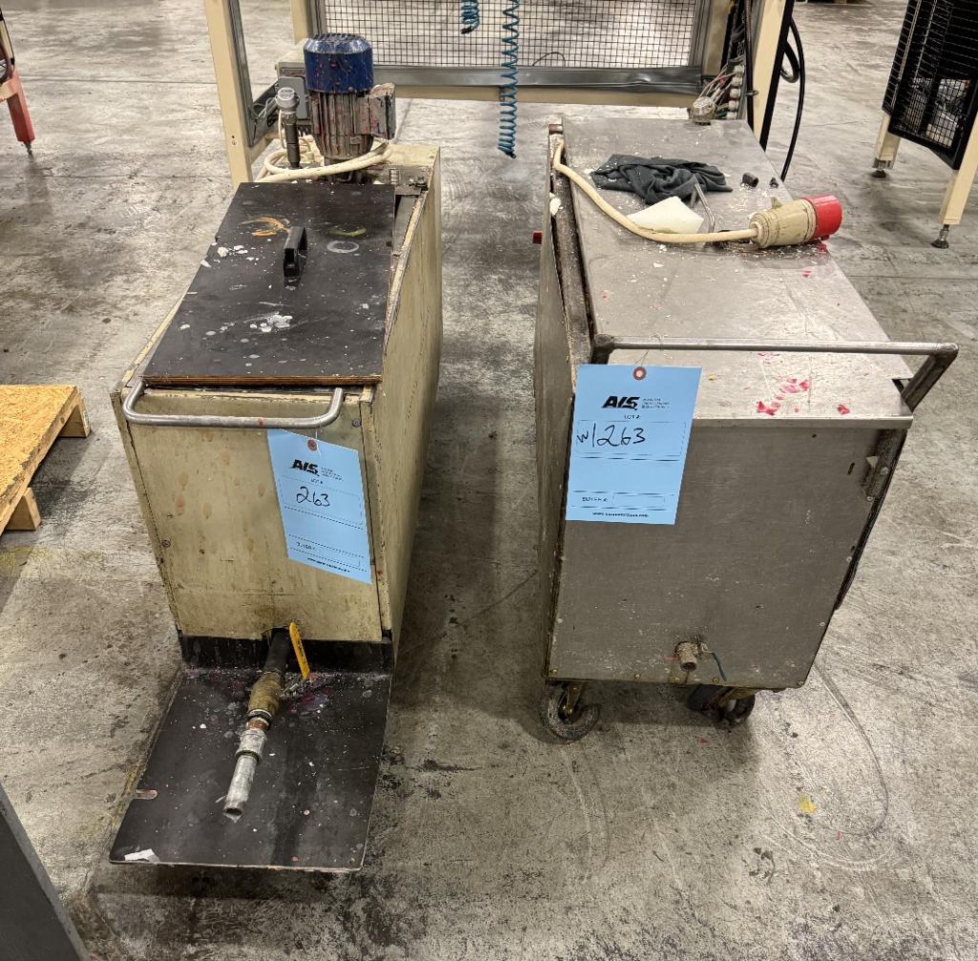 Lot Of (2) Stainless Steel Portable Wax Melter Tanks. - Image 3 of 10