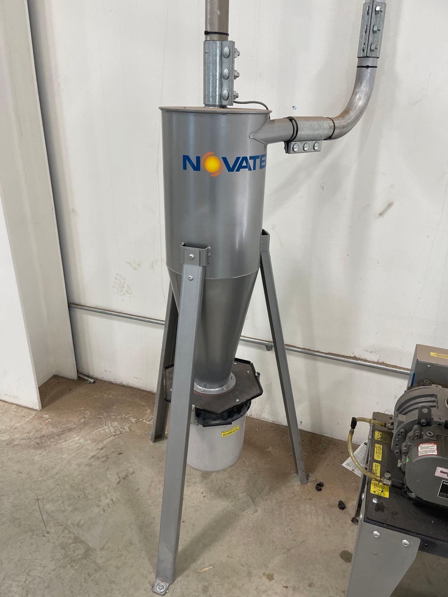 (2021) Novatec Blower with Dust Collector - Image 6 of 8