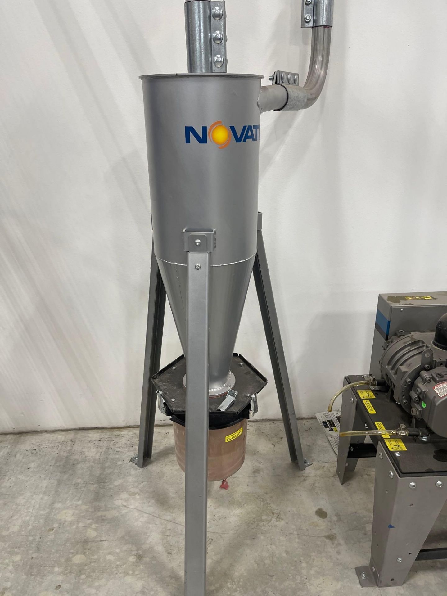 (2021) Novatec Blower with Dust Collector - Image 3 of 9