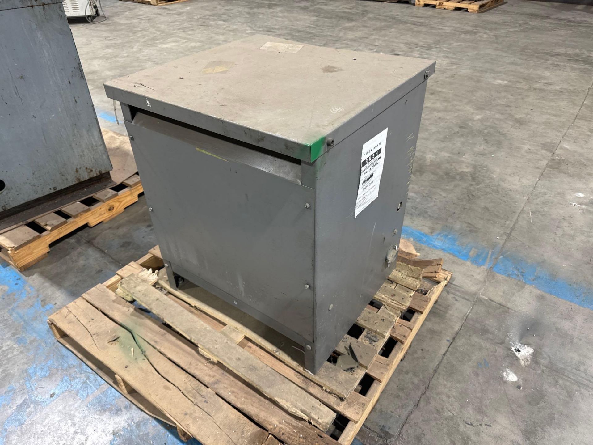 Dongan General Purpose Transformer - Image 3 of 4