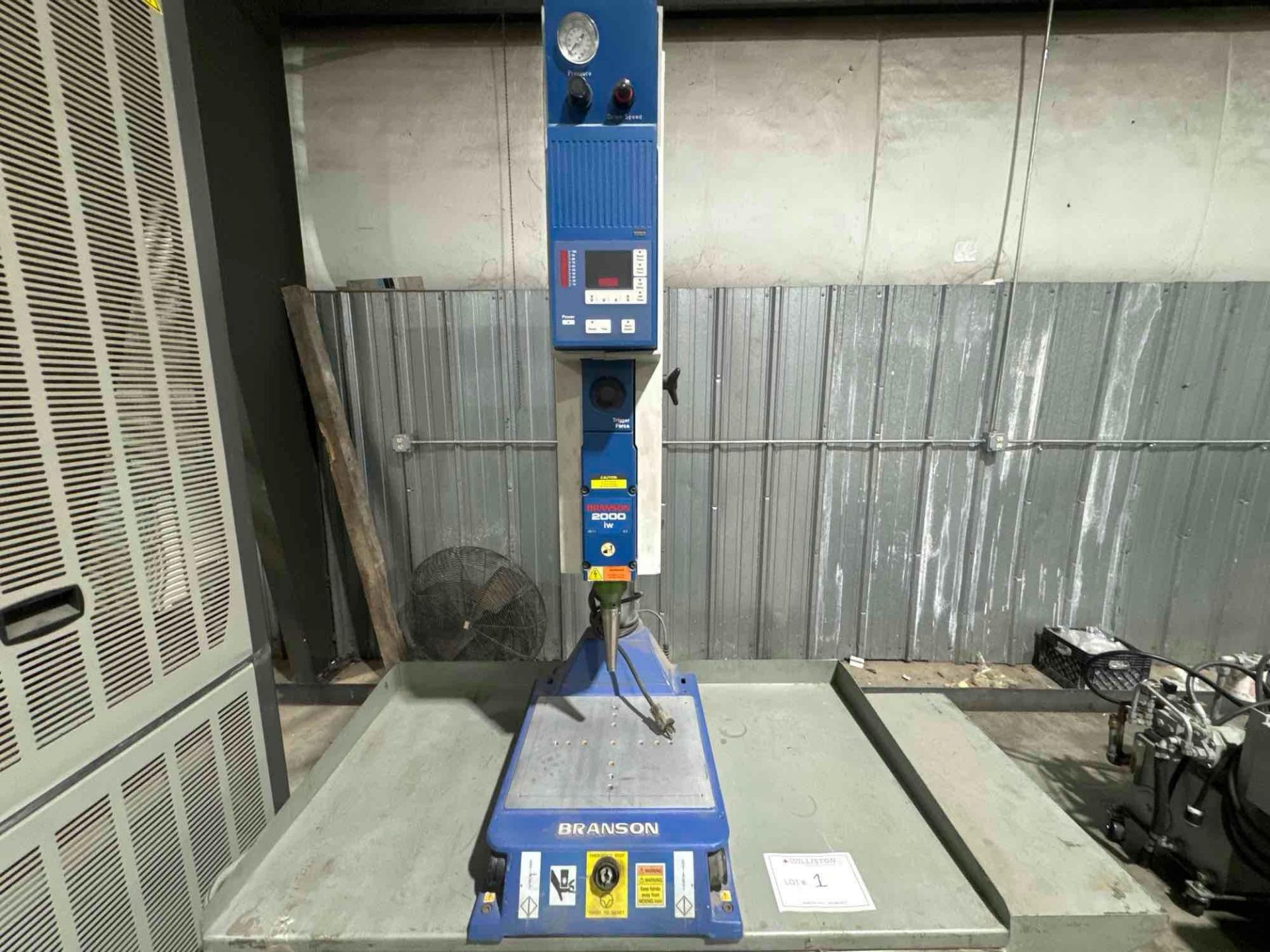 Branson 2000IW Integrated Welder