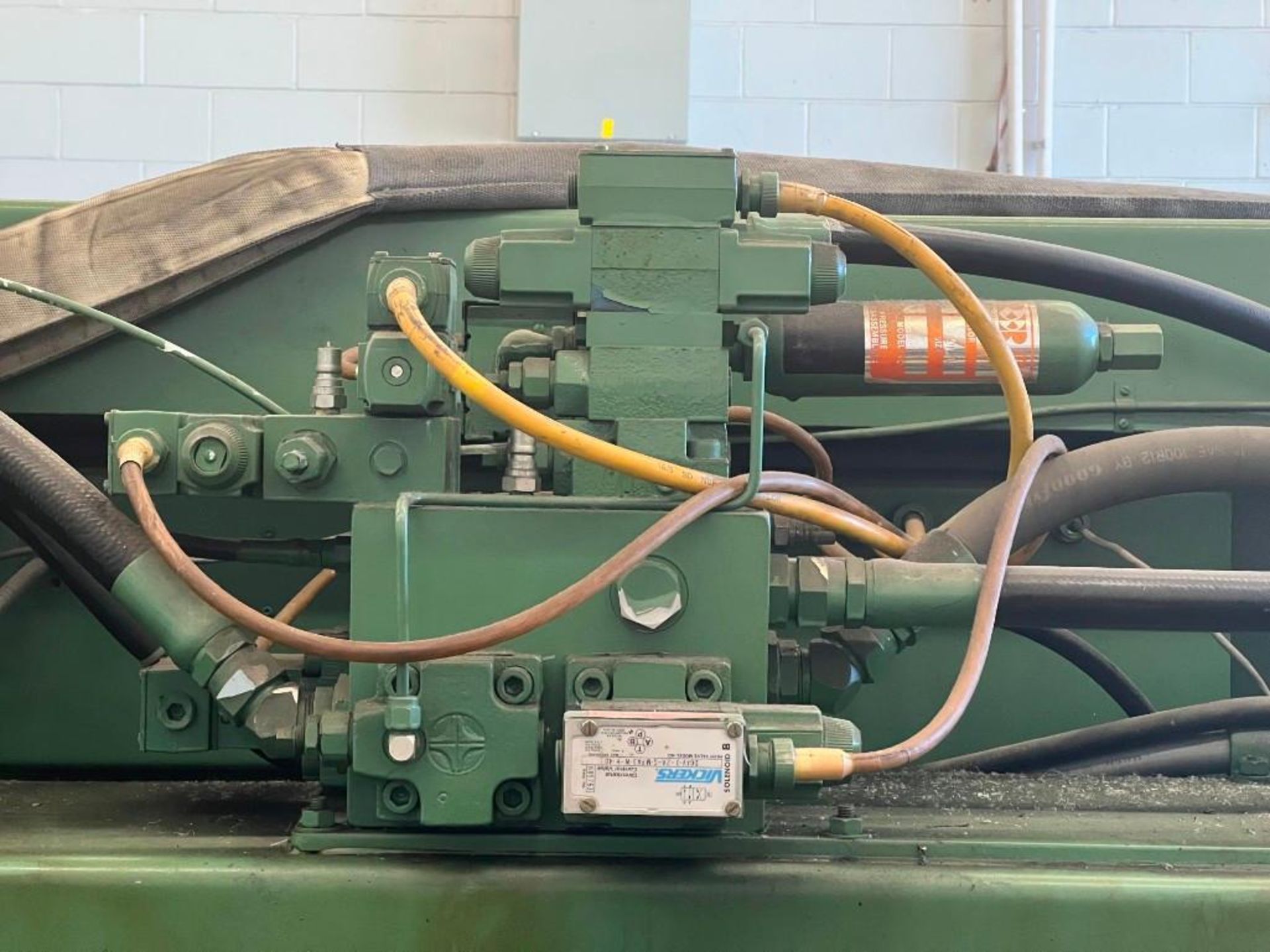 Cincinnati Hydraulic Power Squaring Shear - Image 5 of 16