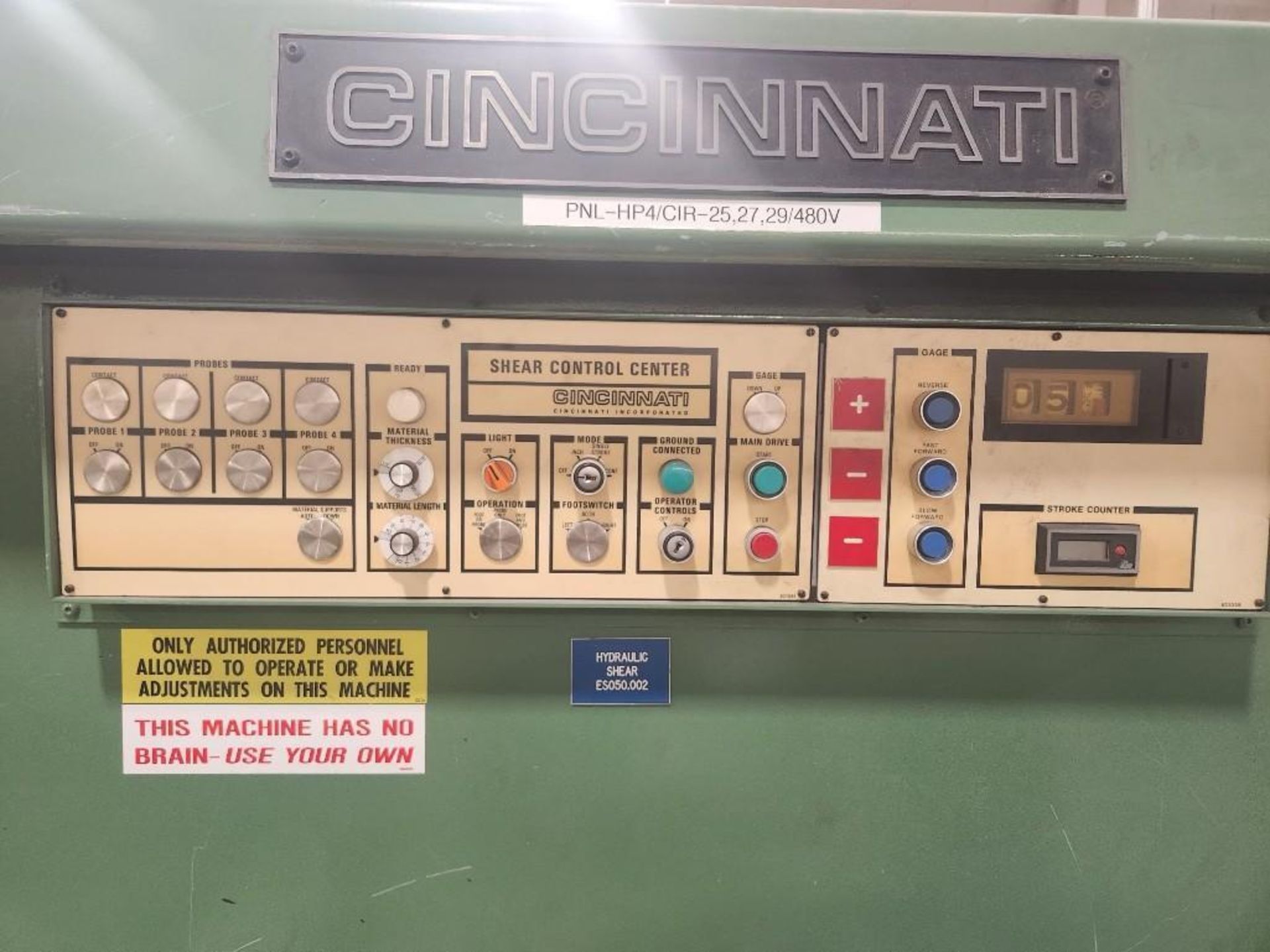 Cincinnati Hydraulic Power Squaring Shear - Image 15 of 16