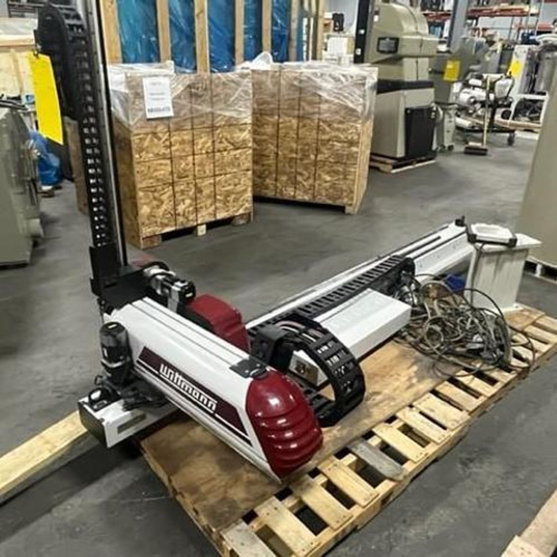 Wittmann Servo Driven Pick and Place Robot