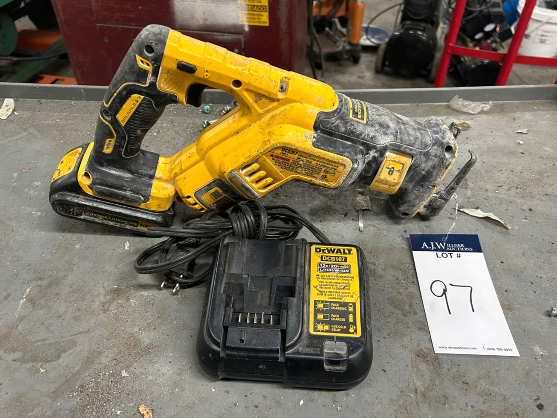 DeWalt 20V MAX XR Brushless Compact Reciprocating Saw DCS367B