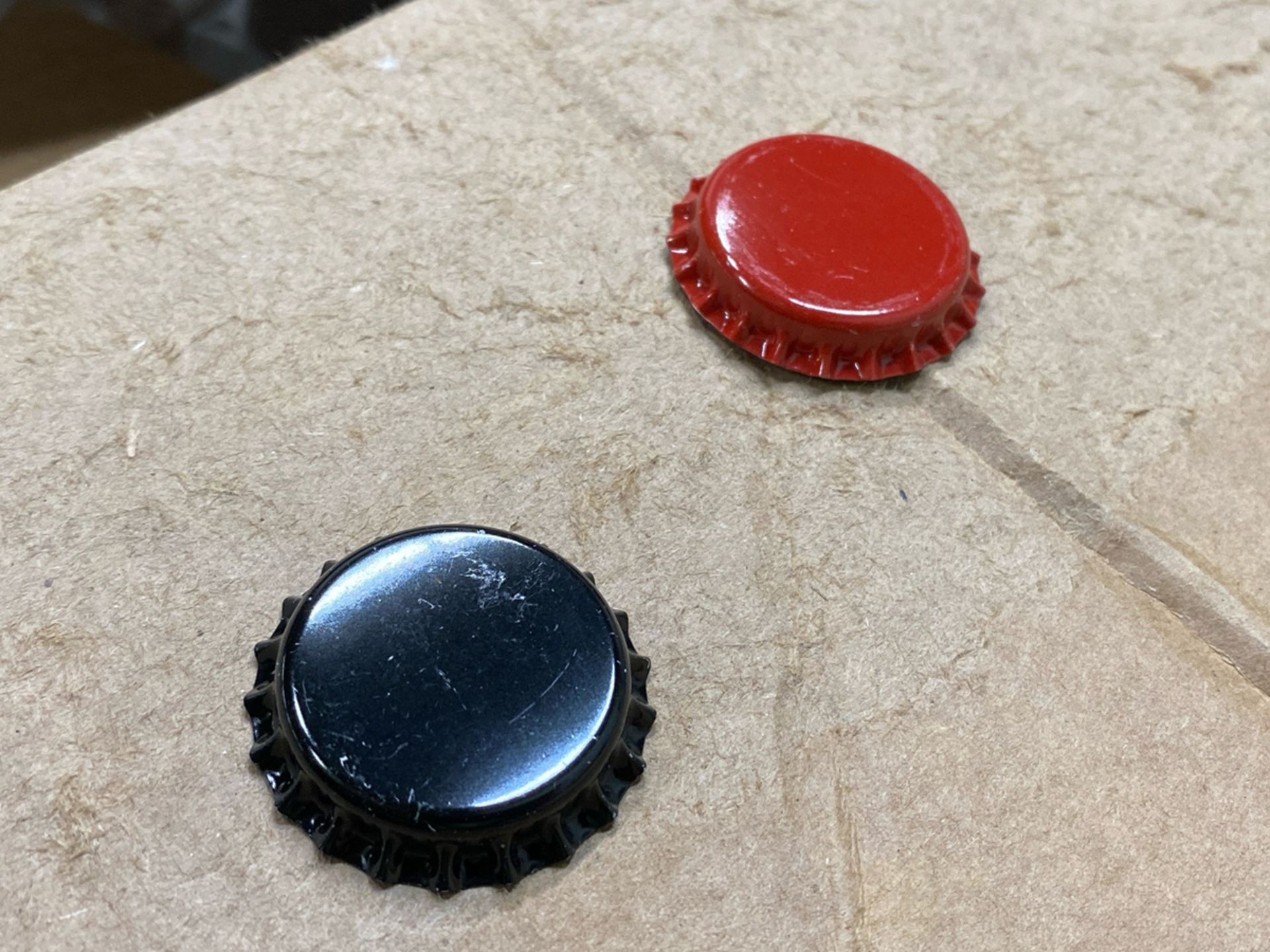 A Group of Red Bottle Caps and Black Bottle Caps - Image 2 of 4