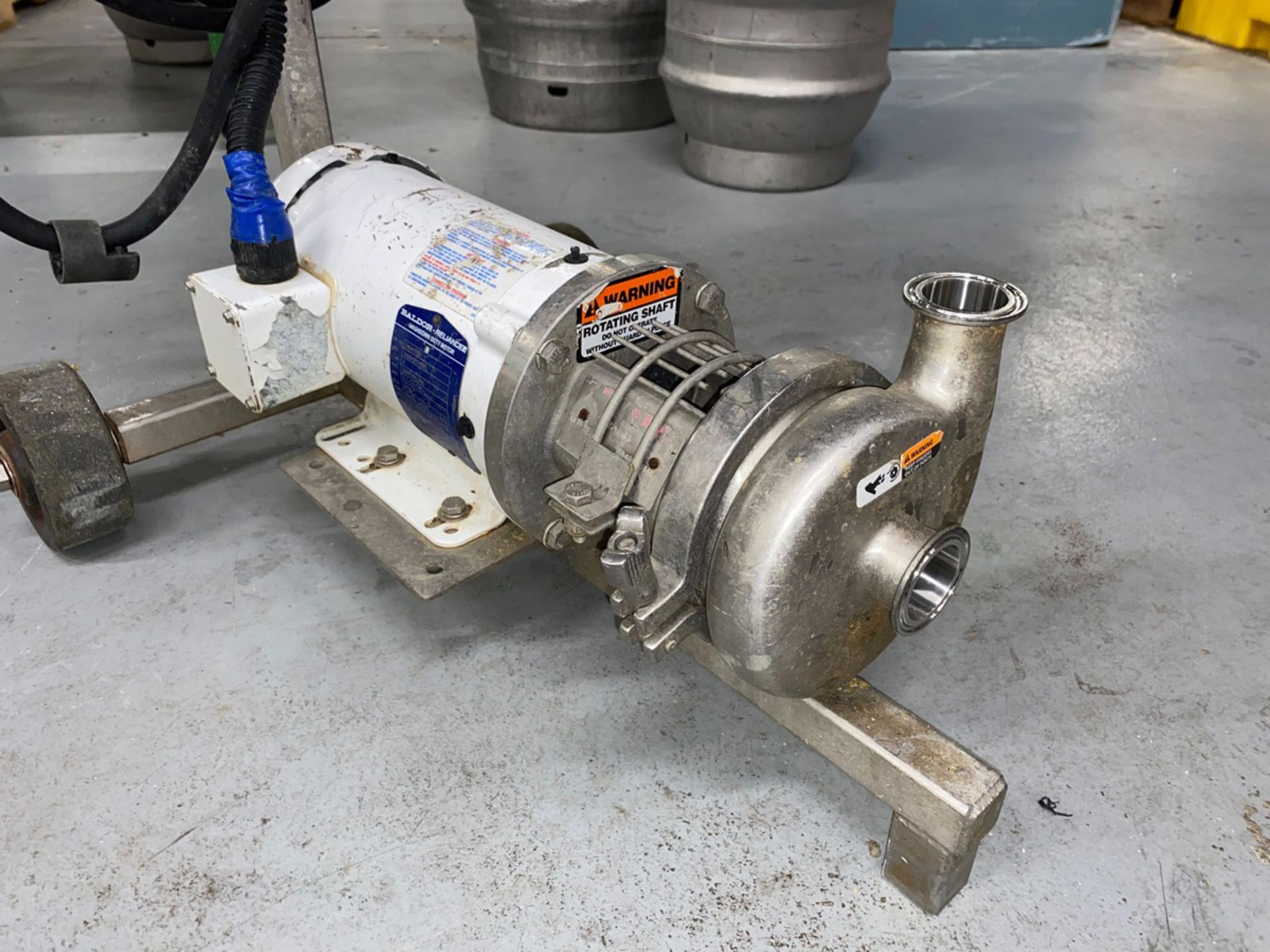 Portable Transfer Pump System 1.5 hp - Image 2 of 4