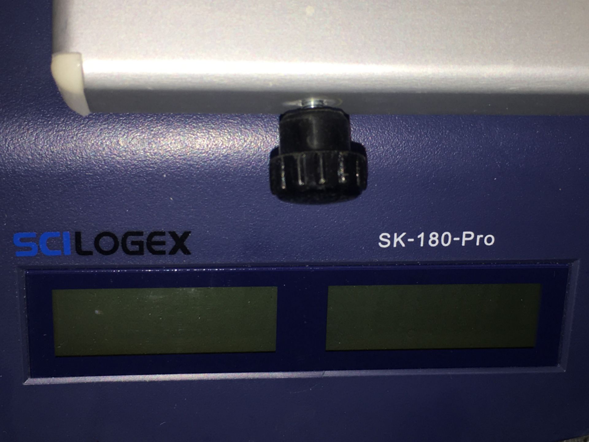 SciLogex, Linear LCD Digital Shaker, Model SK-L180-Pro - Image 3 of 8