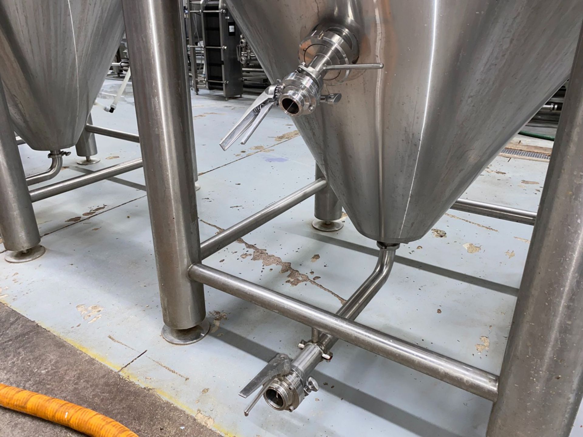 A.B.E. 30bbl Stainless Steel Fermentation Tank - Image 4 of 10