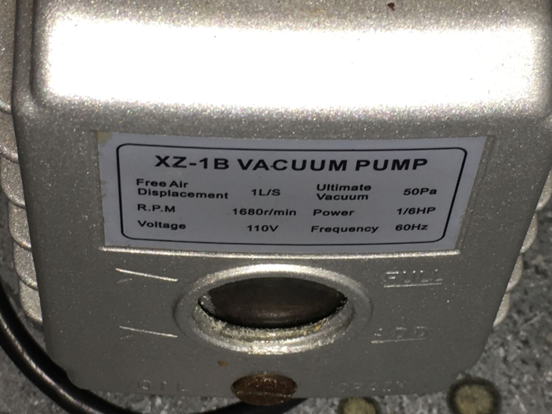 Single-Stage Vacuum Pump, Model XZ-1B - Image 4 of 7