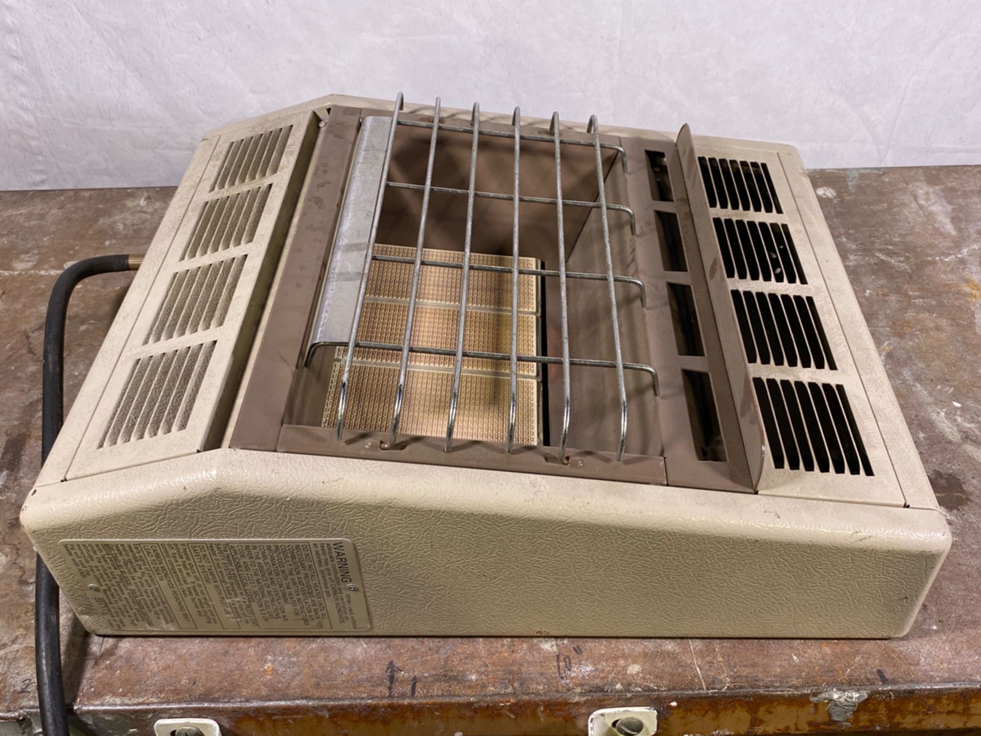 Empire Comfort Systems SR-18W Vent Free 18000 BTU Infrared/Radiant Gas Heater with Manual Control - Image 2 of 7