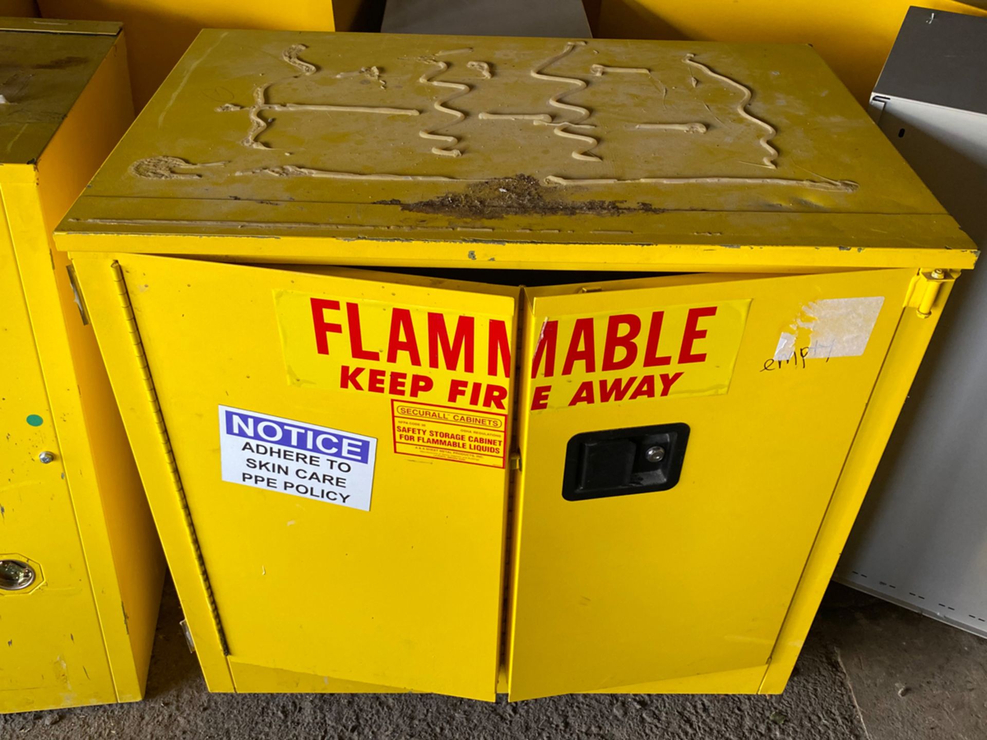 Flammable Liquid Safety Storage Cabinet - Image 2 of 5