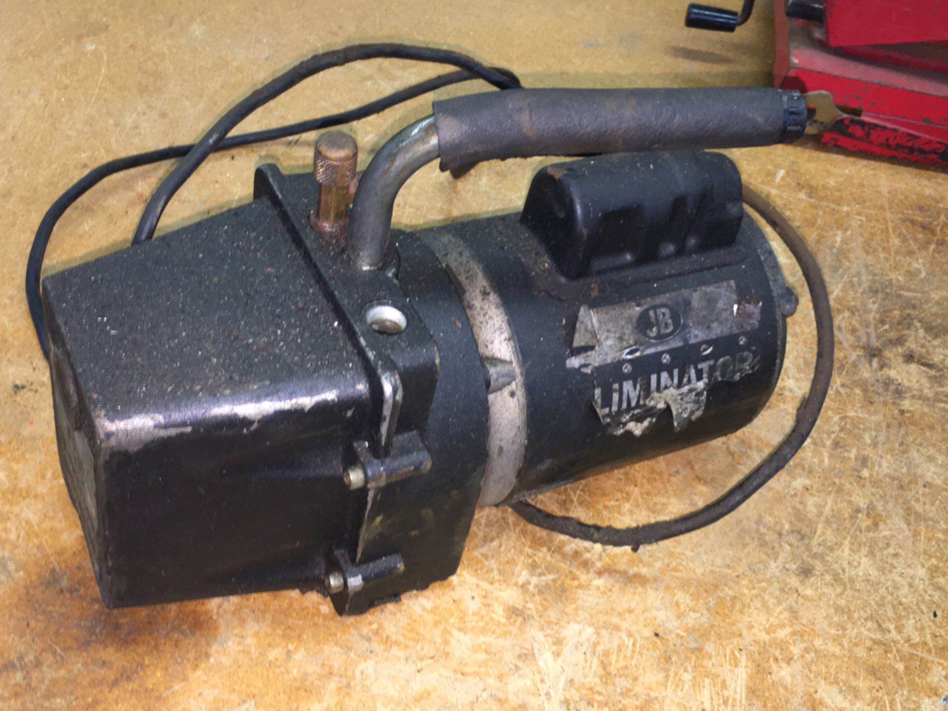 JB Eliminator Vacuum Pump - Image 3 of 4