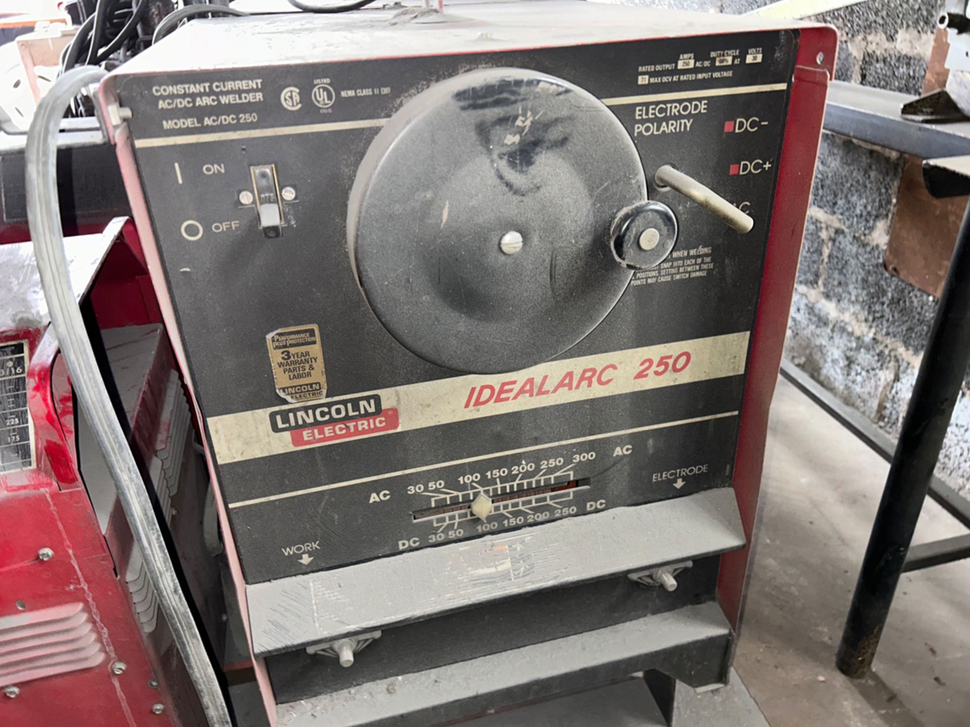 Lincoln Electric IdealArc 250 Stick Welder - Image 2 of 2