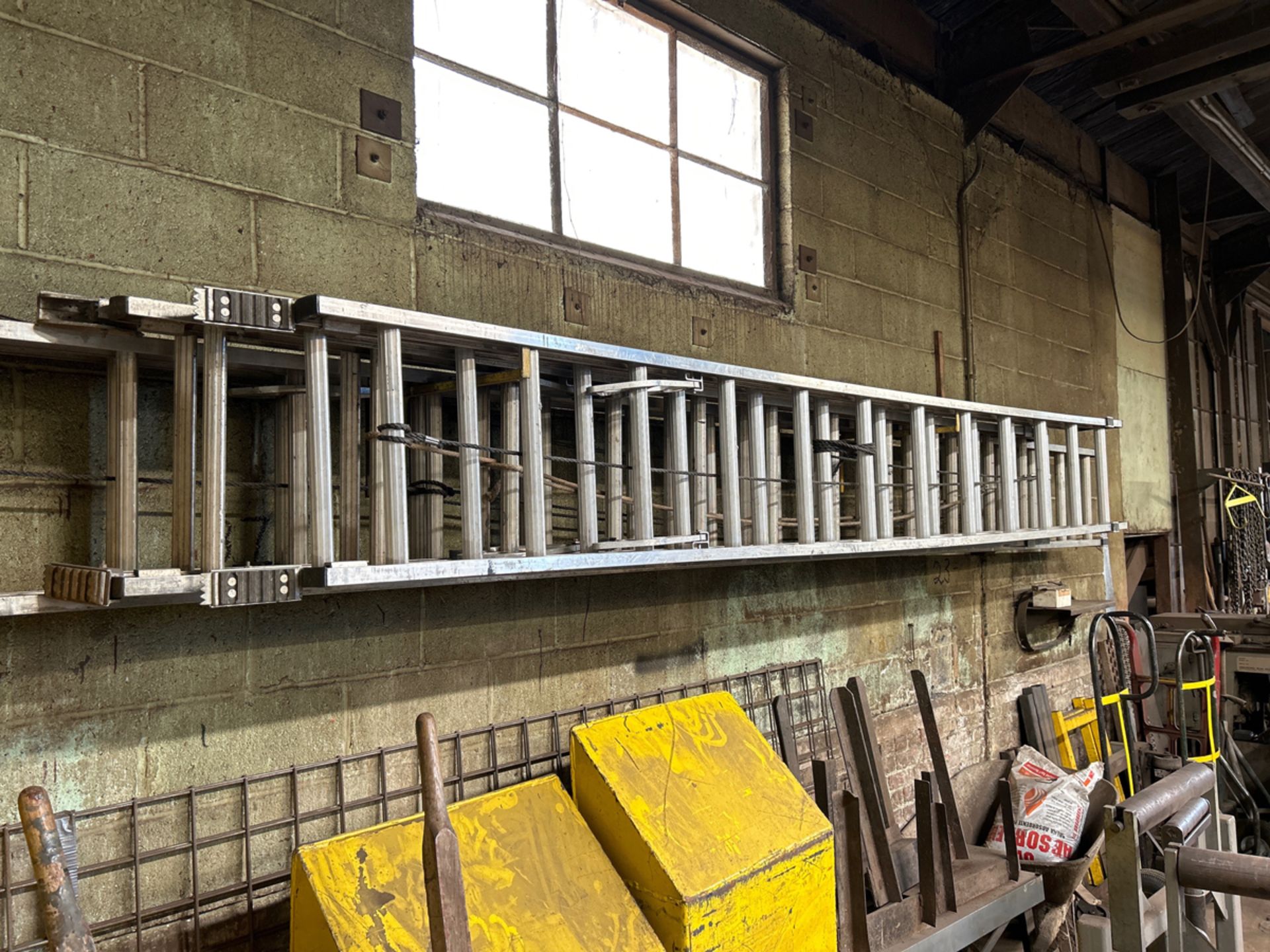 A Group of Aluminum Extension Ladders - Bild 2 aus 2
