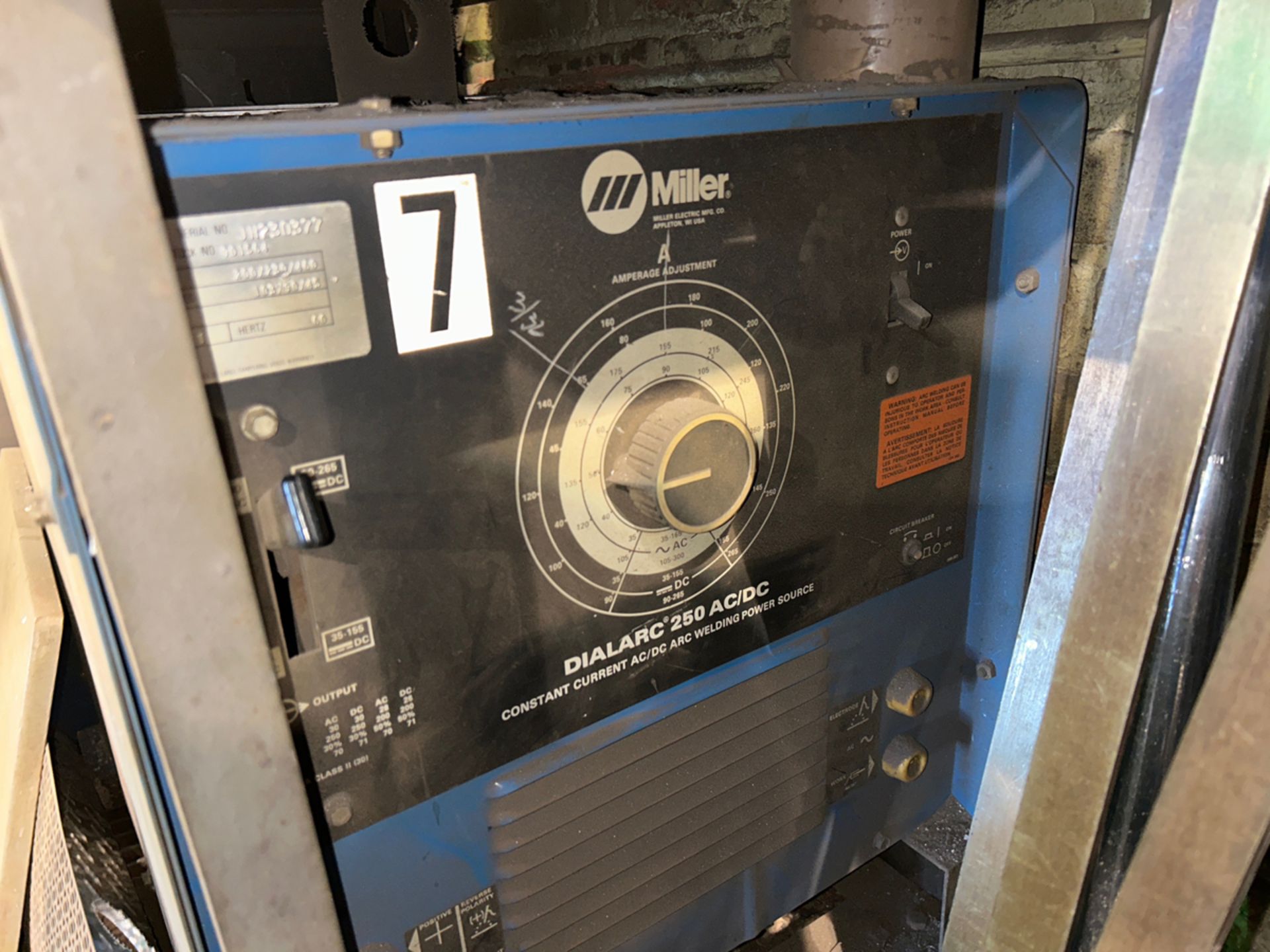 Miller Dialarc 250 AC/DC Constant Current AC/DC Arc Welding Power Source - Image 2 of 3