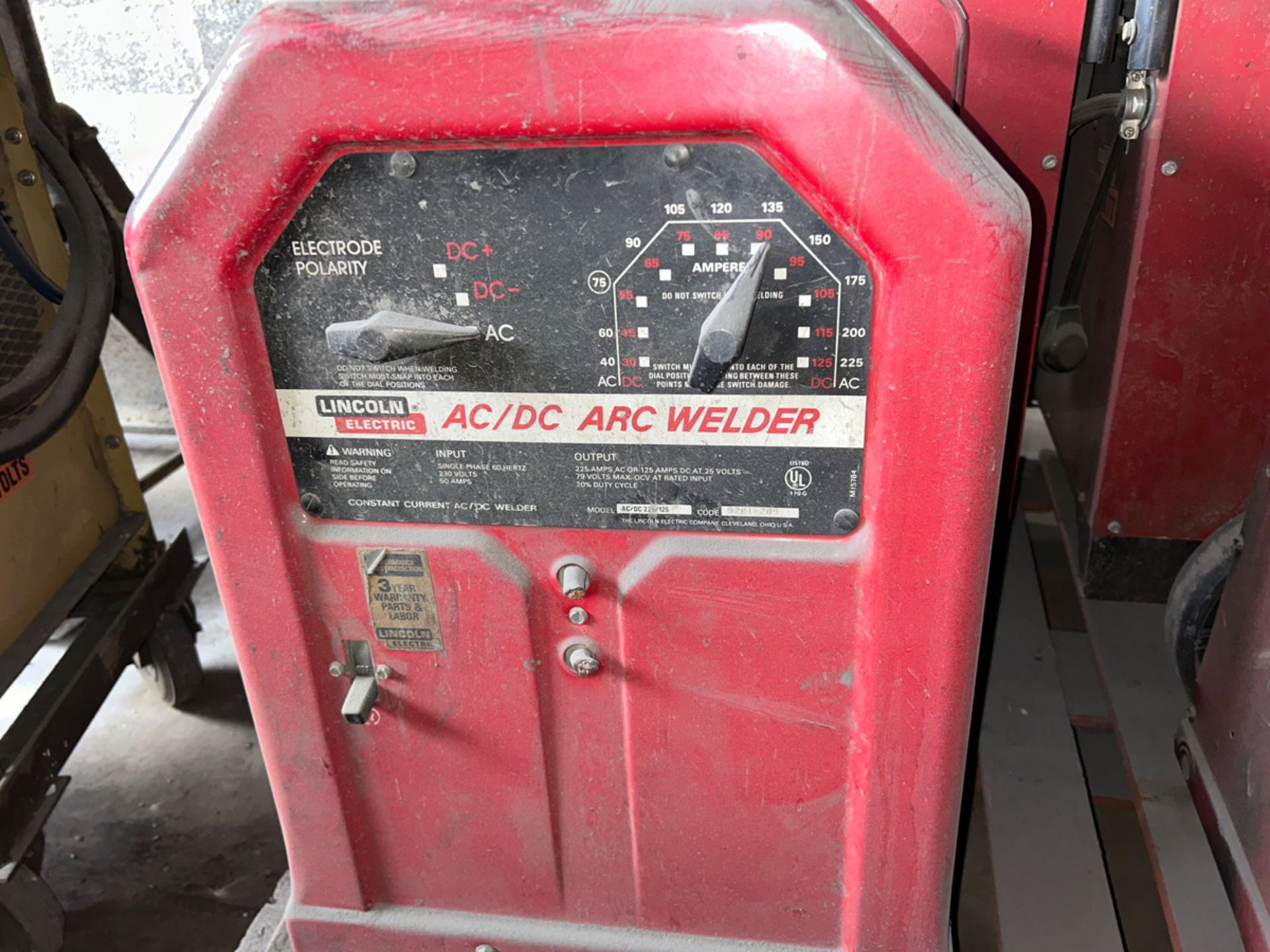 Lincoln Electric AC/DC Arc Welder Stick Welder - Image 2 of 2