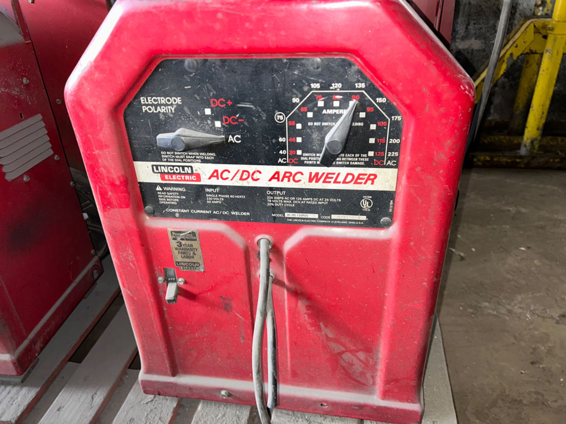 Lincoln Electric AC/DC Arc Welder Stick Welder - Image 2 of 2