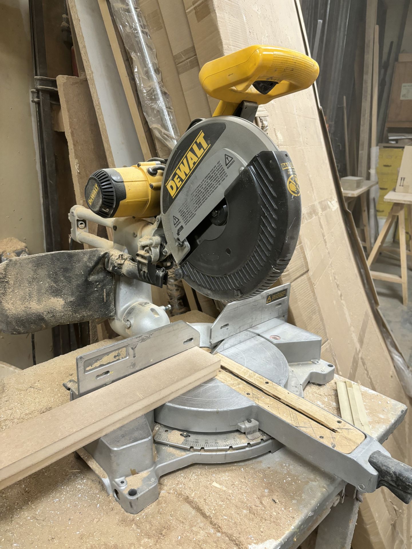 DeWalt 12" Compound Mitre Saw