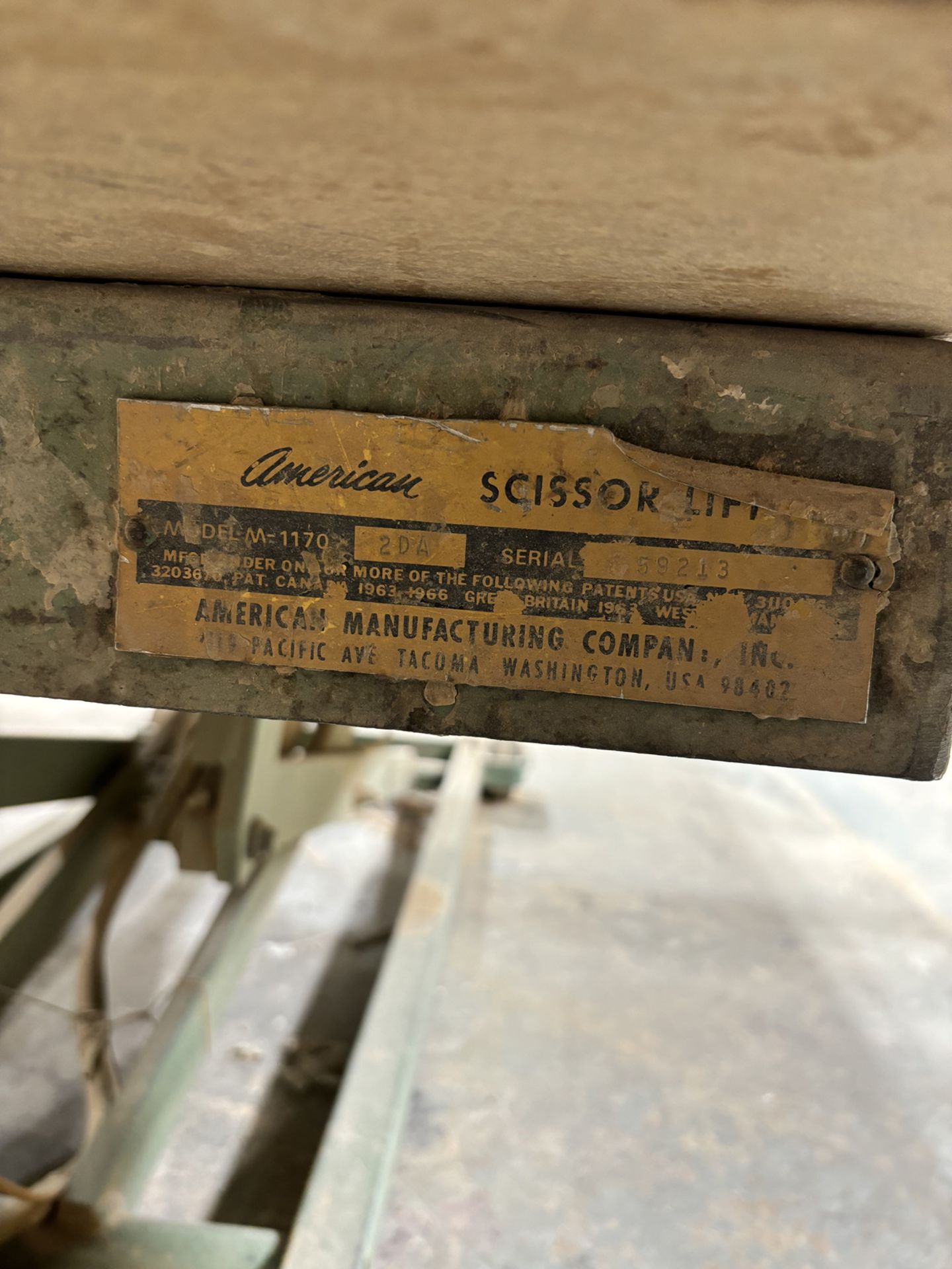 American M-11-70 Scissor Lift - Image 2 of 4