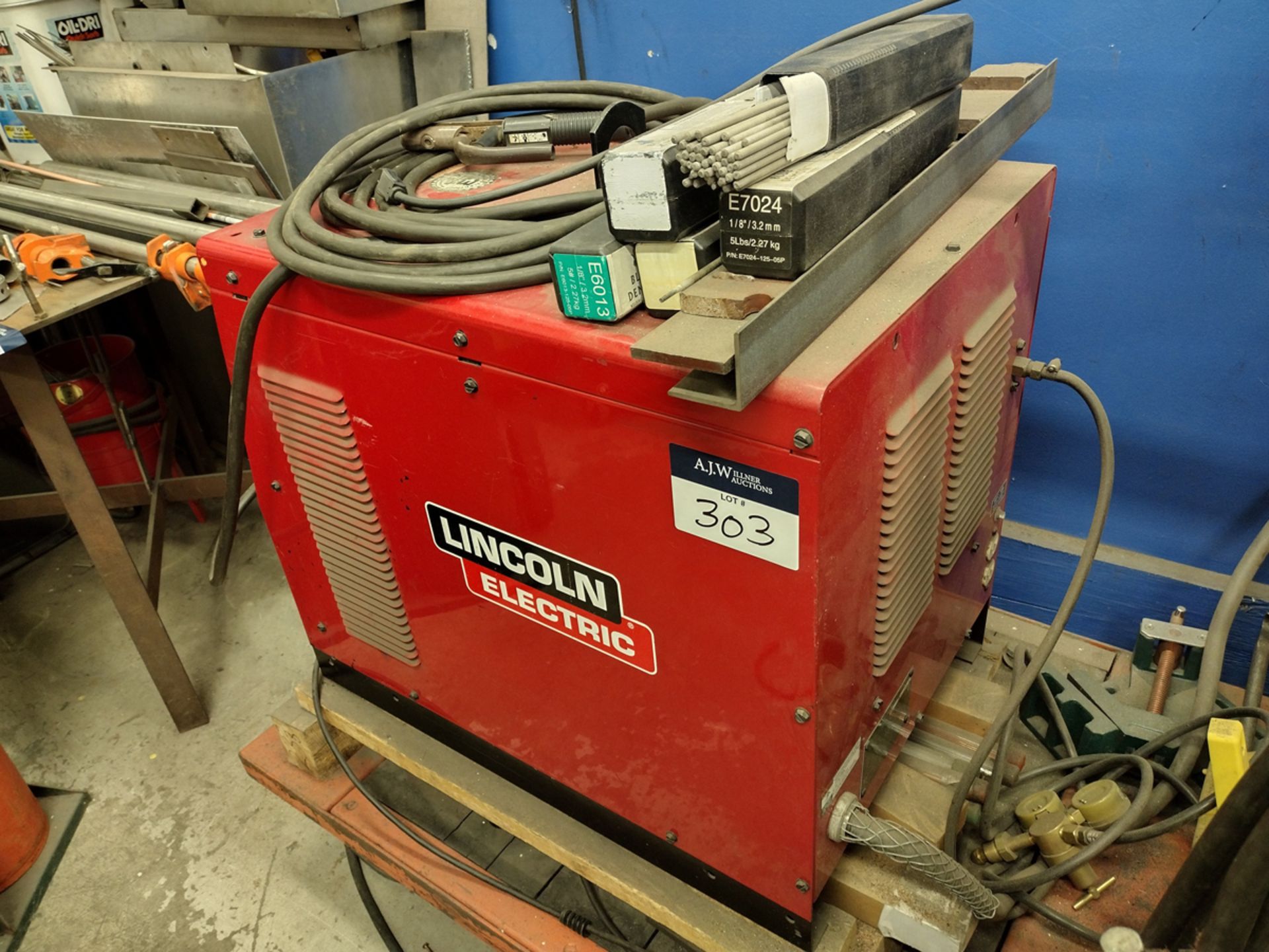 Lincoln Electric Square Wave TIG 200 TIGK5126-1 - Bild 2 aus 8