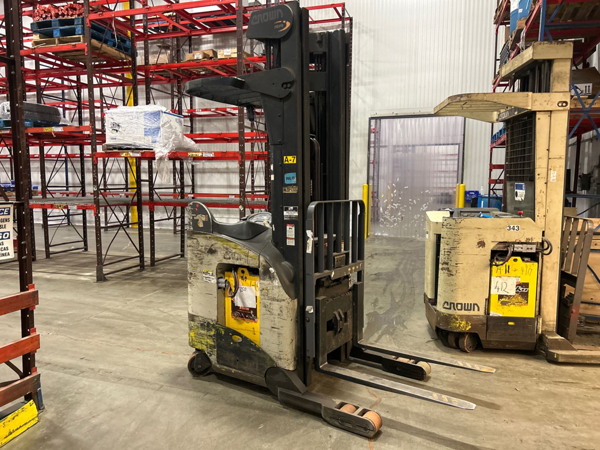 Crown RR5220-35 3,500lbs Electric 36V Reach Truck w/ Charger