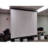 Bretford 94" Pull-Down Projection Screen