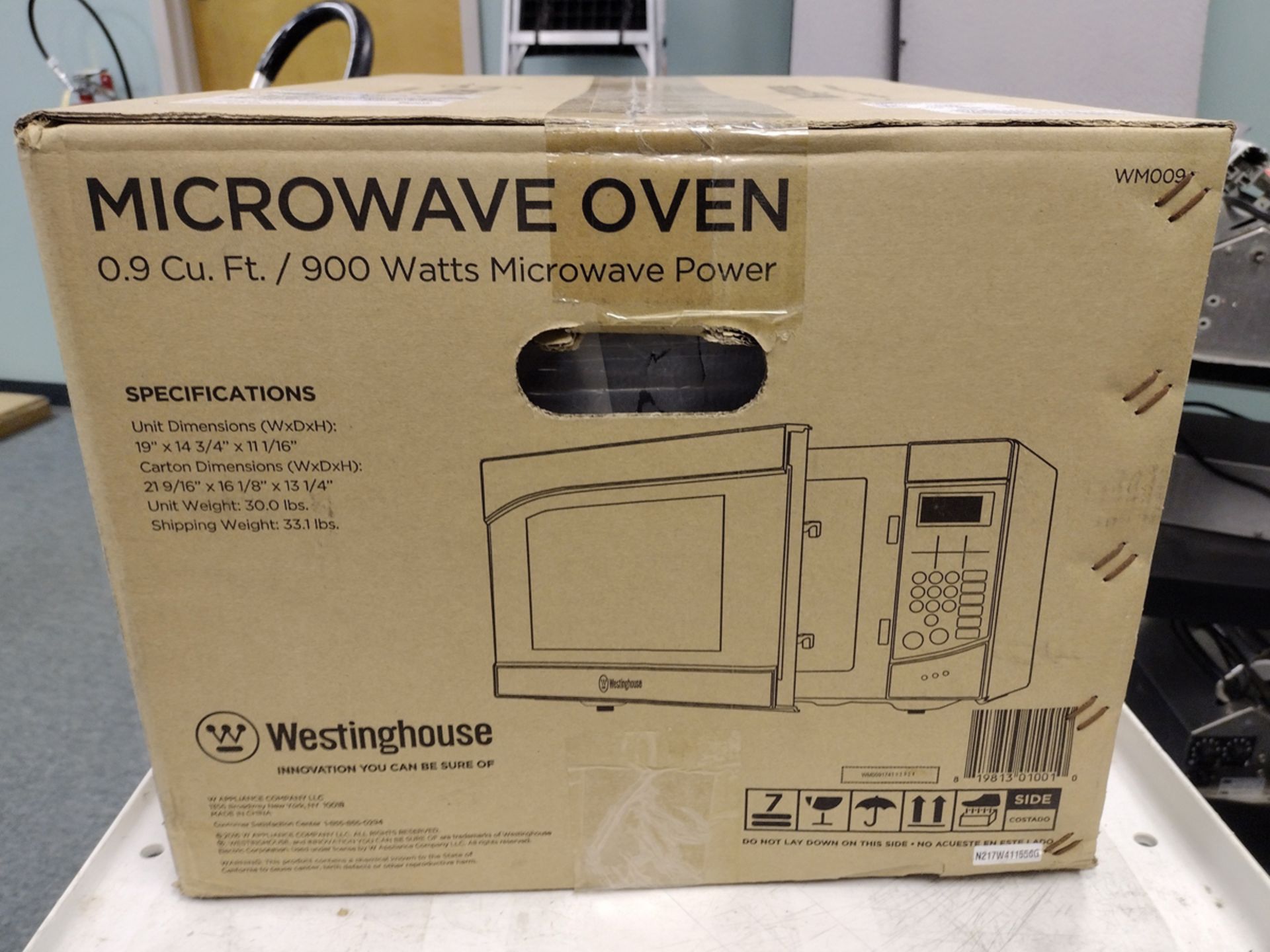 Westinghouse WM009 Microwave Oven (NIB) - Image 2 of 4