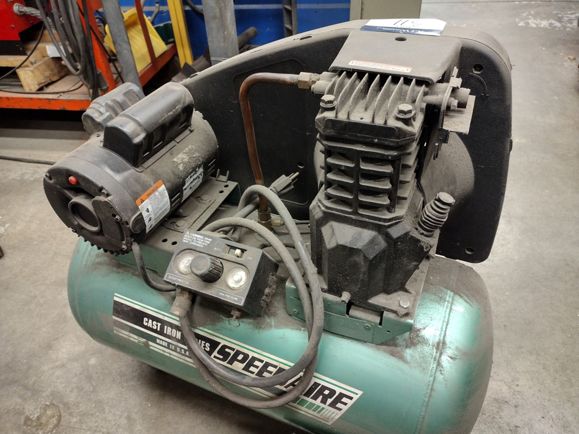 Speedaire 20 Gallon Portable Air Compressor - Image 2 of 8