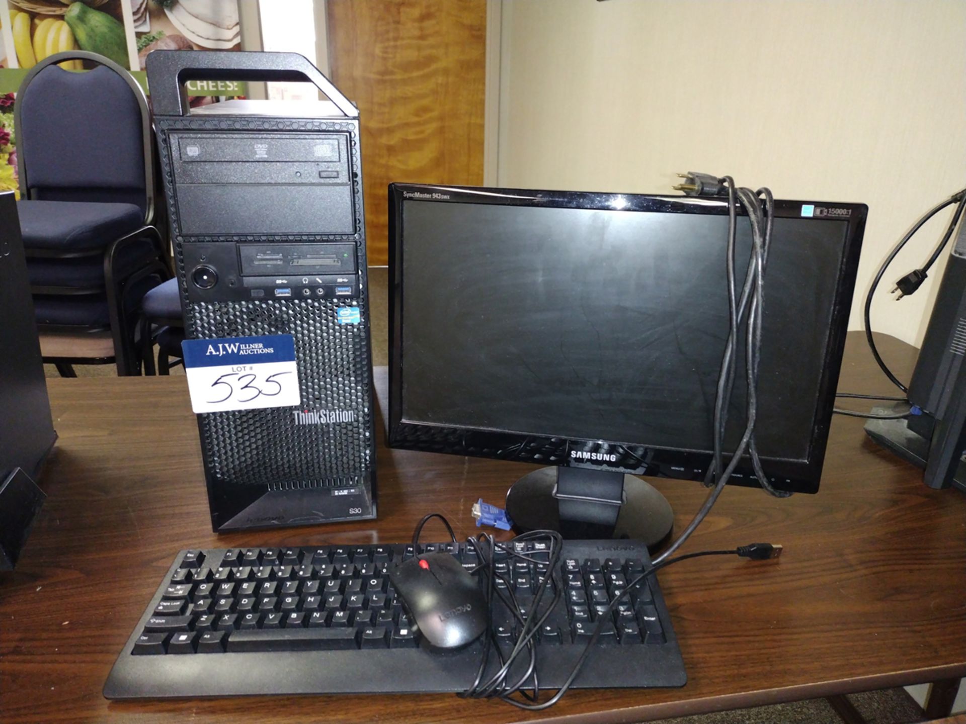 Lenovo S30 ThinkStation Xeon PC w/ Monitor and Keyboard