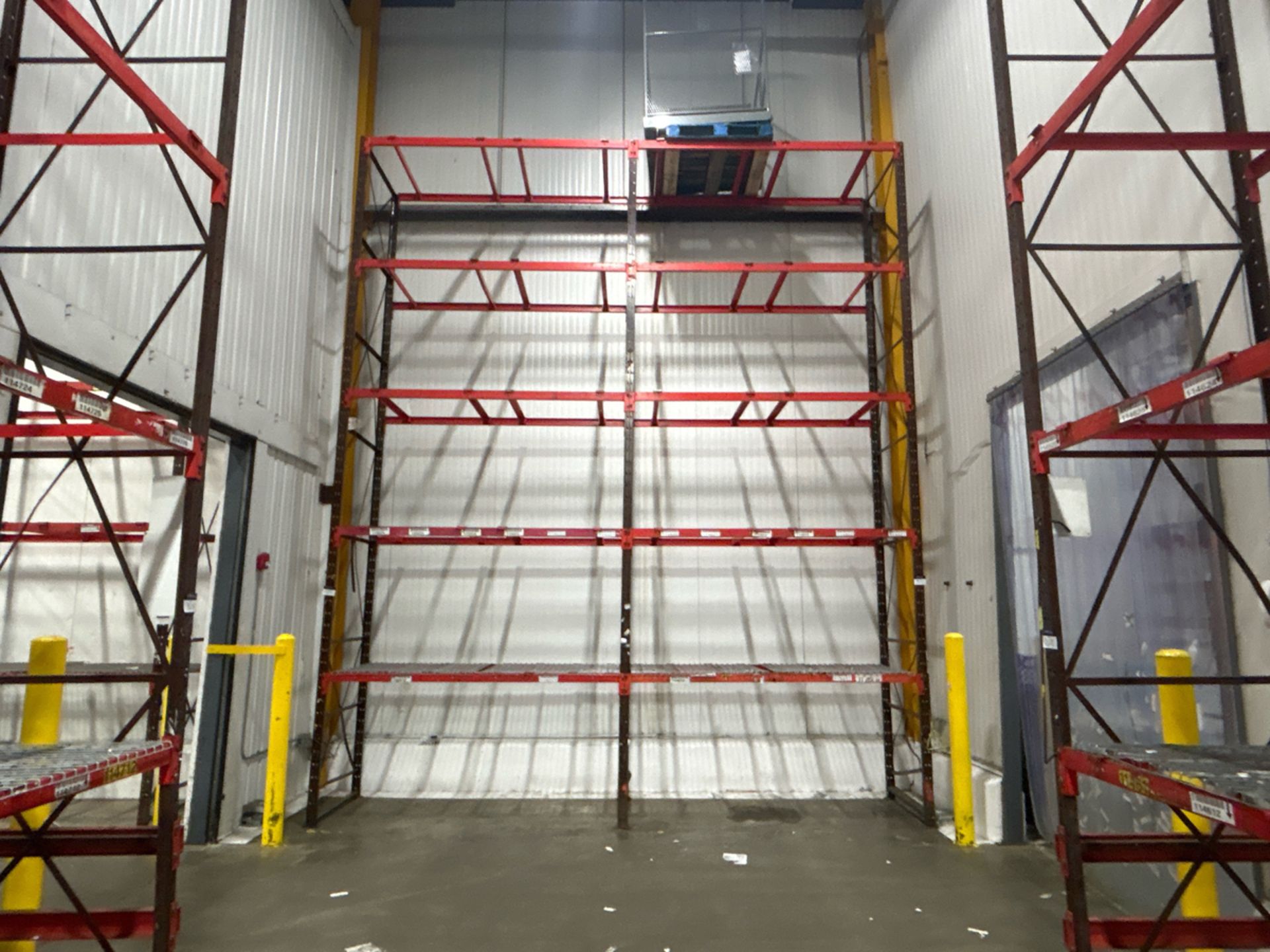 A Group of Structural Pallet Racking, 19' Tall, Approx. 30 Sections - Bild 3 aus 6