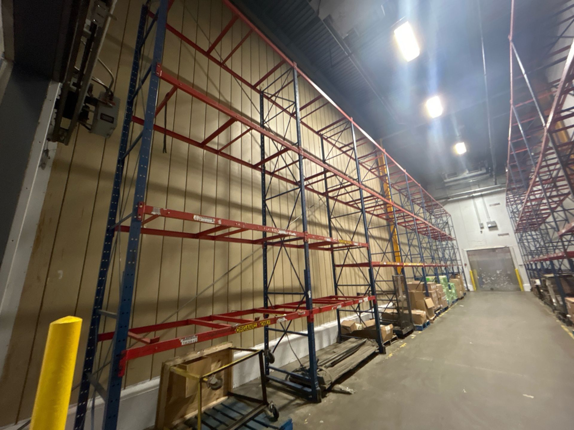 A Group of Structural Pallet Racking, 19' Tall, Approx. 96 Sections - Bild 12 aus 17