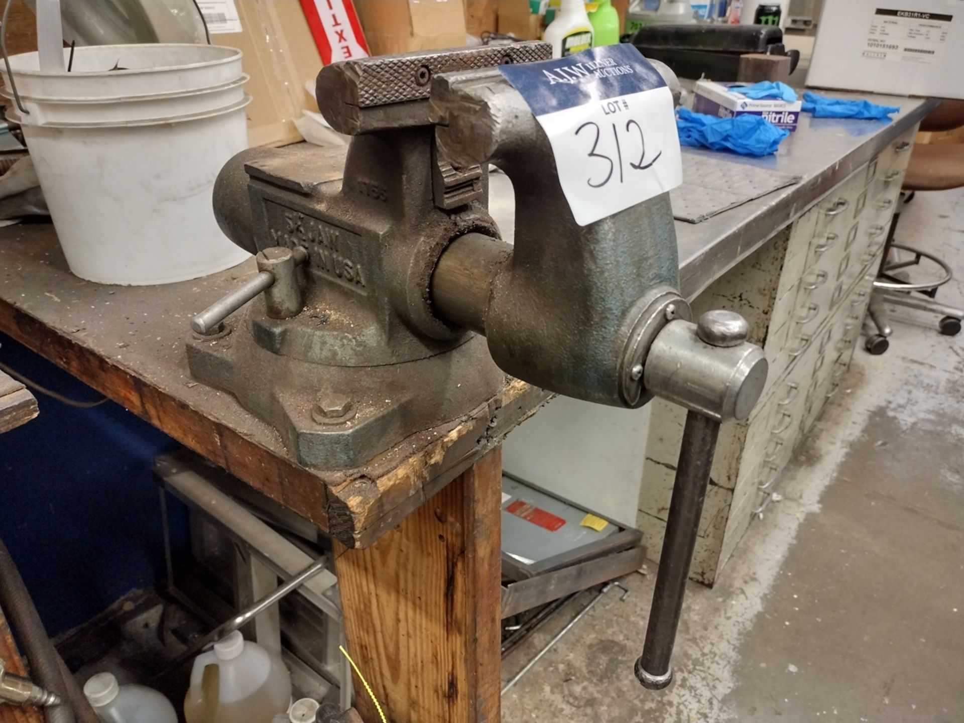 5.5" Heavy Duty Steel Bench Vise