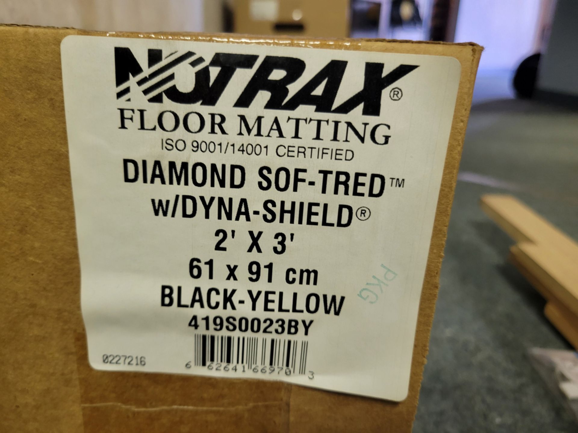 {Each} NoTrax Diamond Sof-Tred Floor Matting (NIB) - Image 3 of 3