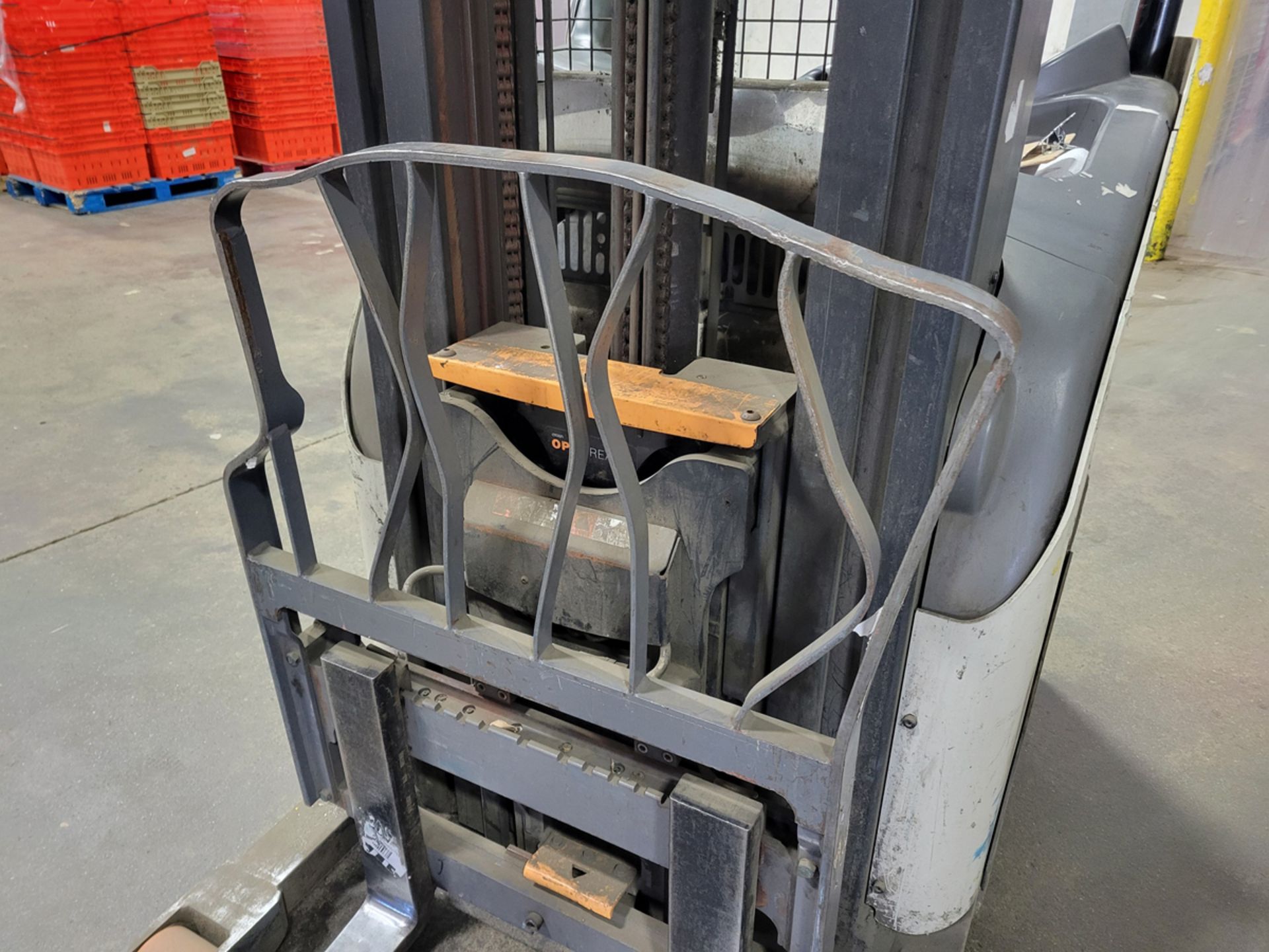 Crown RR5725-35 3,500lbs Electric 36V Reach Truck w/ Charger - Image 6 of 13