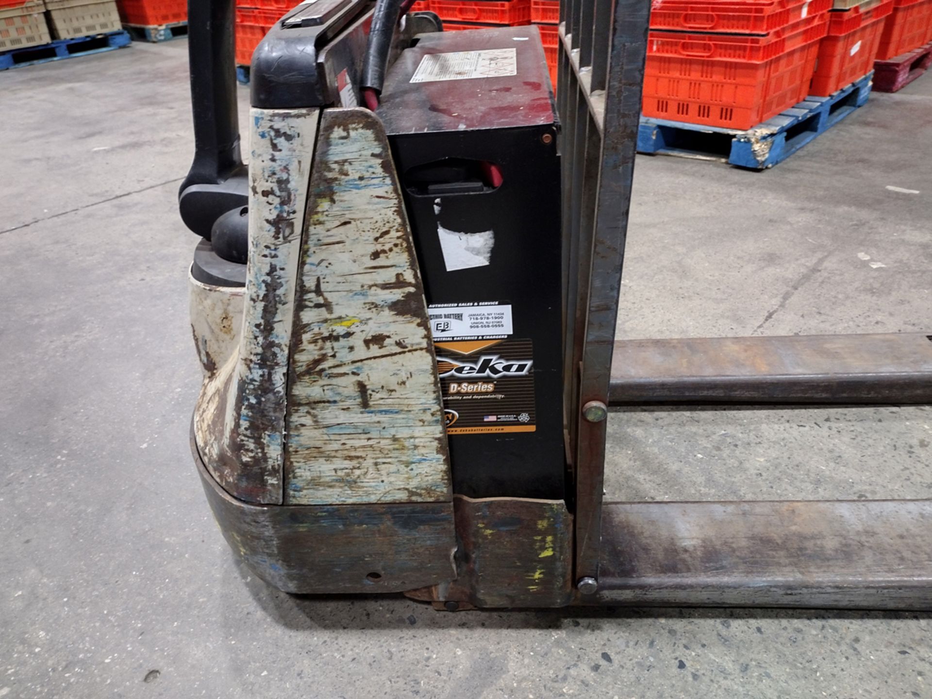 Crown WP2345-45 4,500lbs Electric 24V Walk-Behind Pallet Jack With Charger w/ Charger - Image 3 of 8