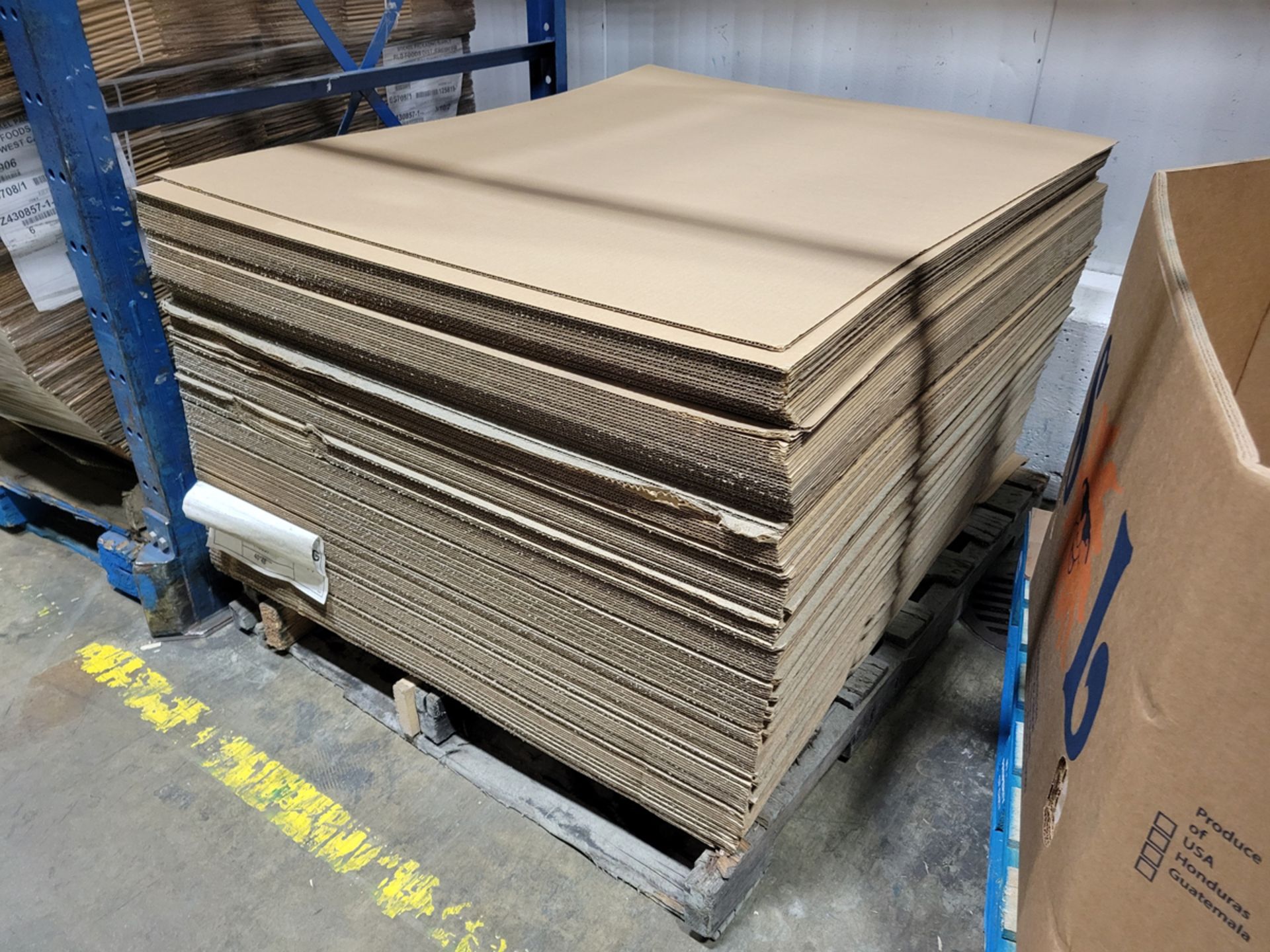 {Pallet} Ass't Branded Cardboard Boxes and Sheets - Image 2 of 5