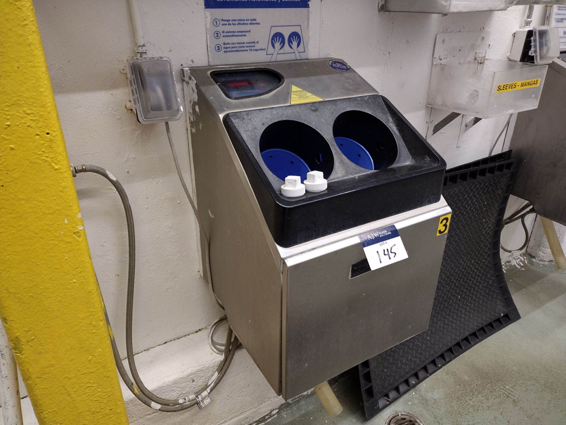 SINGLE-BAY, WALL-MOUNT CLEANTECH 500EZ AUTOMATED HANDWASHING STATION - Image 2 of 6