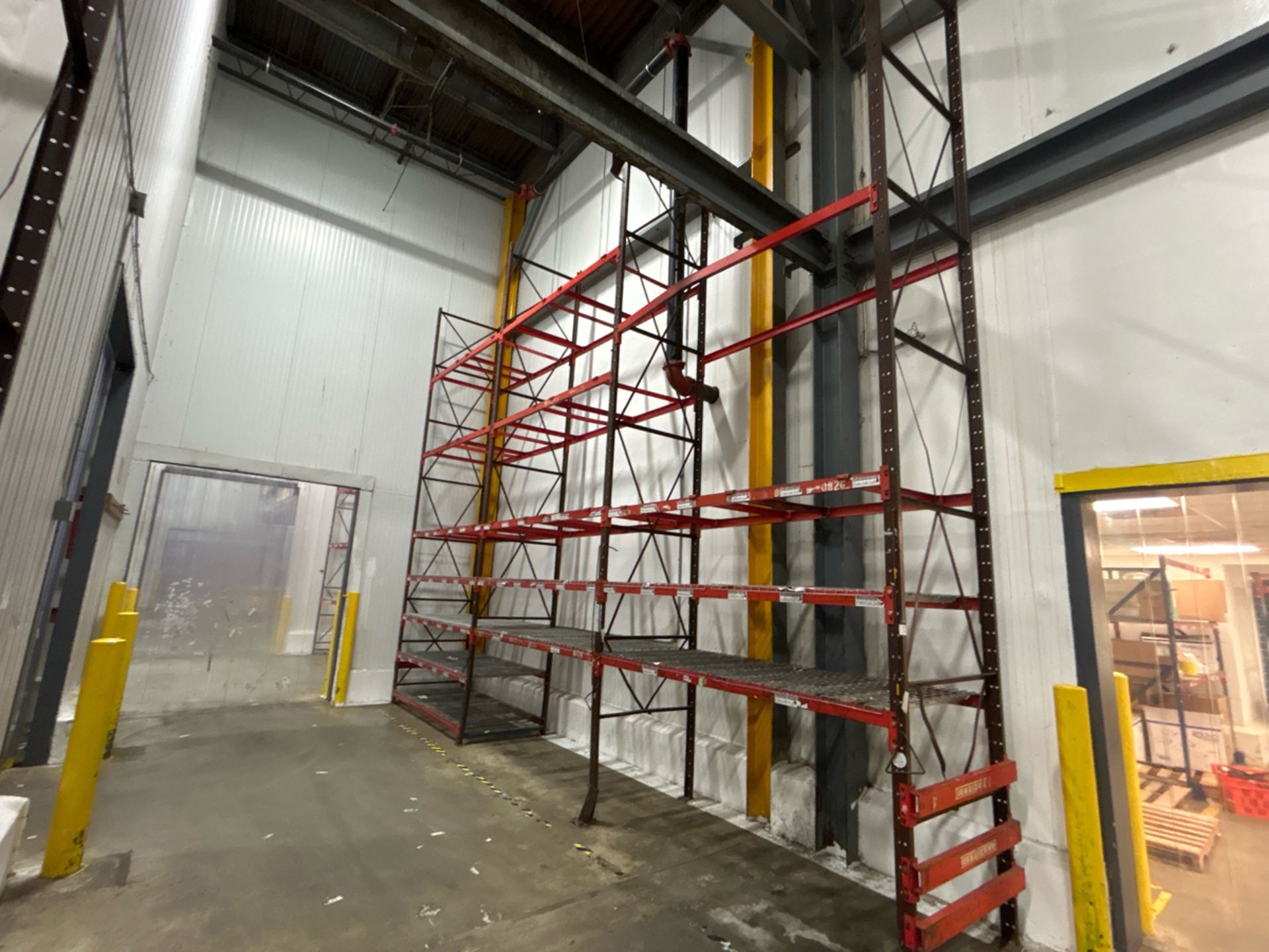 A Group of Structural Pallet Racking, 19' Tall, Approx. 96 Sections - Bild 15 aus 17