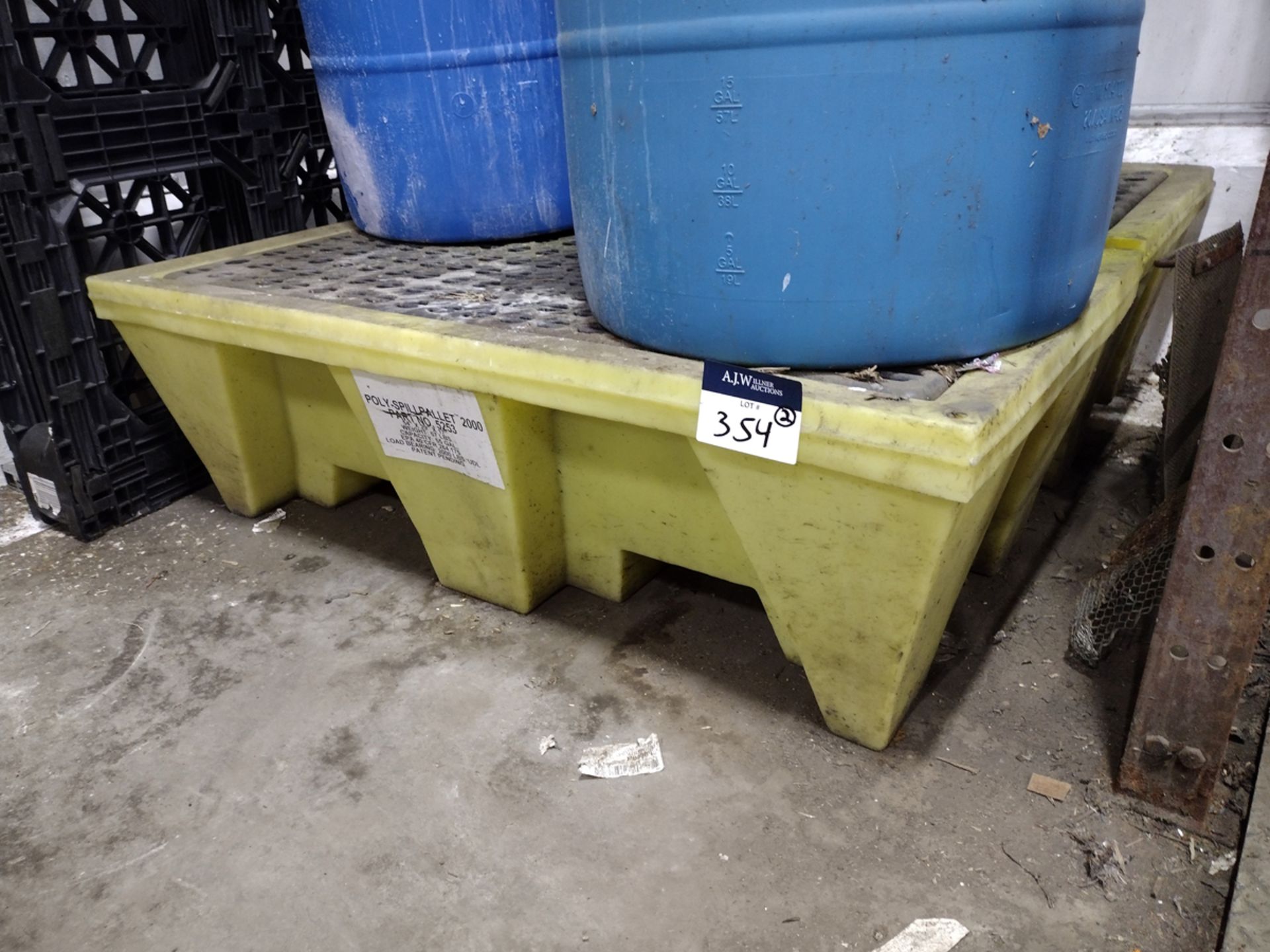 {Each} Poly Spill Pallet 2000