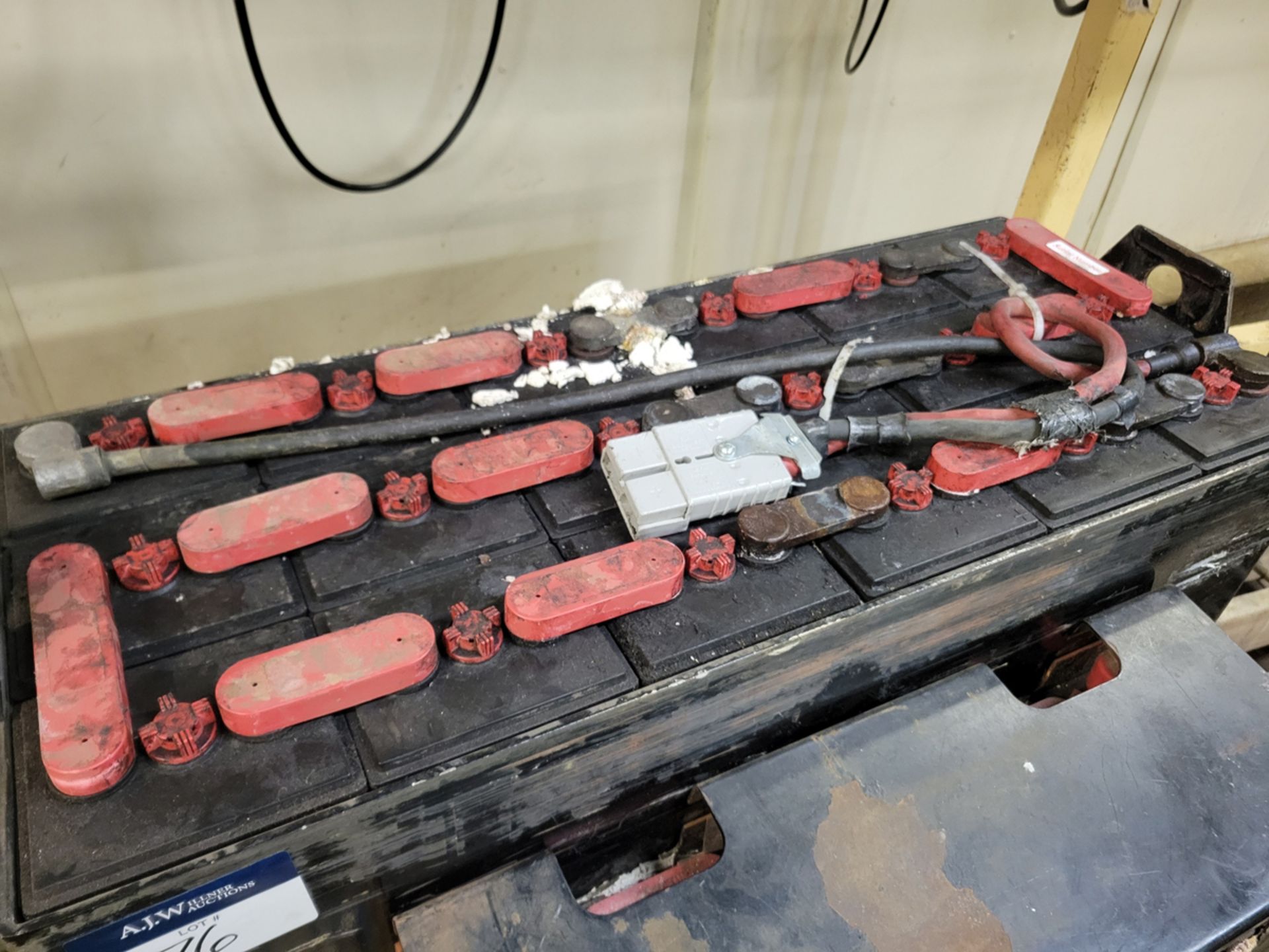 Deka 36v Used Forklift Battery - Image 3 of 4