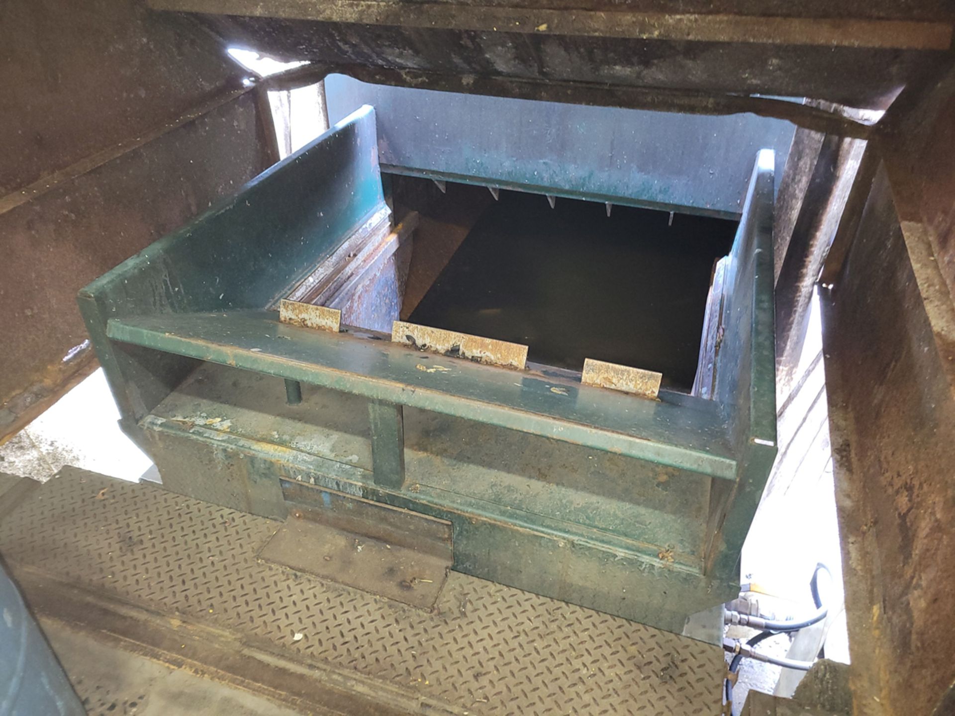 Wastequip Galbreath Commercial Trash Compactor - Image 10 of 14