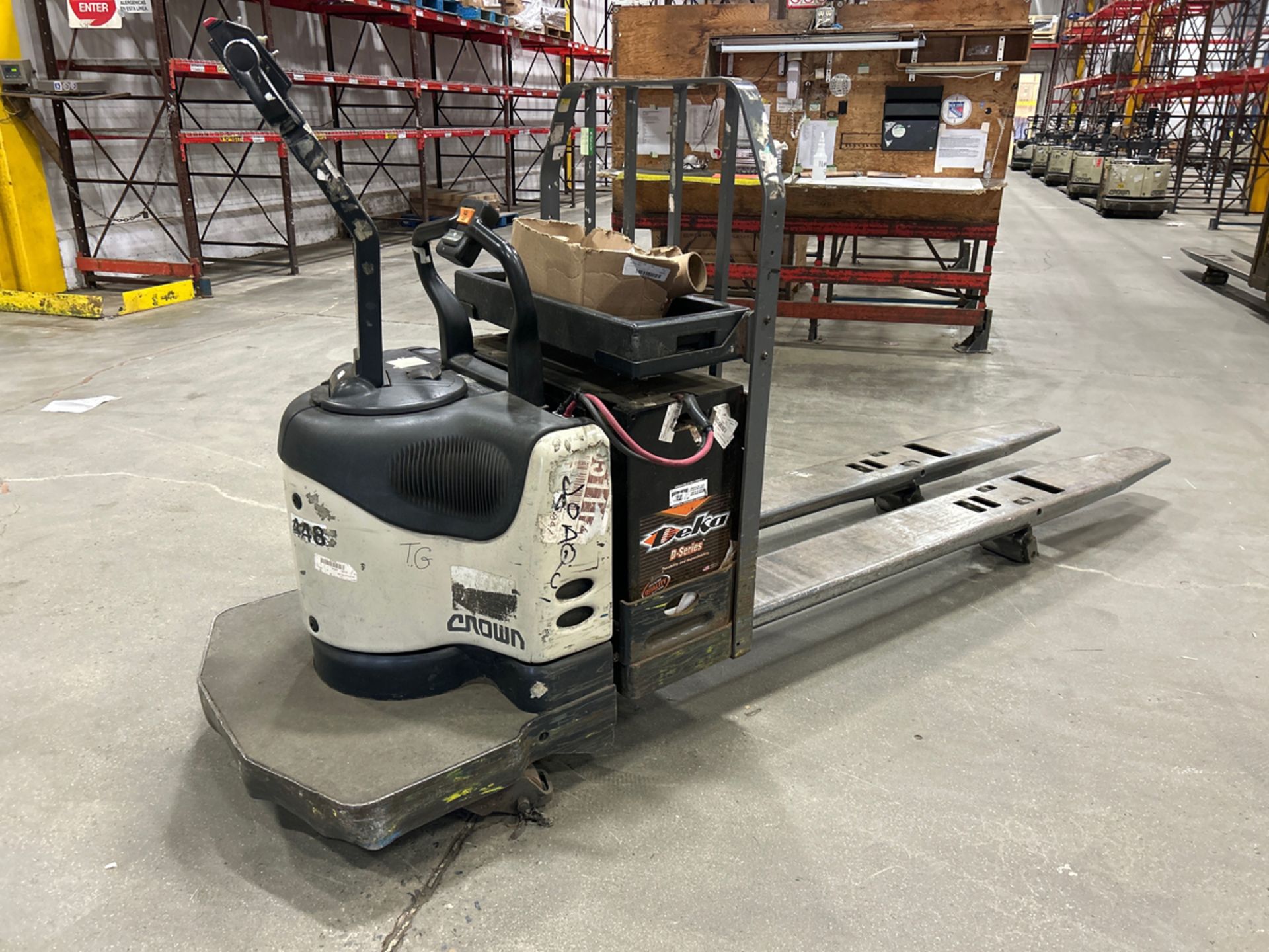 Crown PE4000-60 6,000lbs Electric 24V Rider Pallet Jack w/ Charger - Image 3 of 13