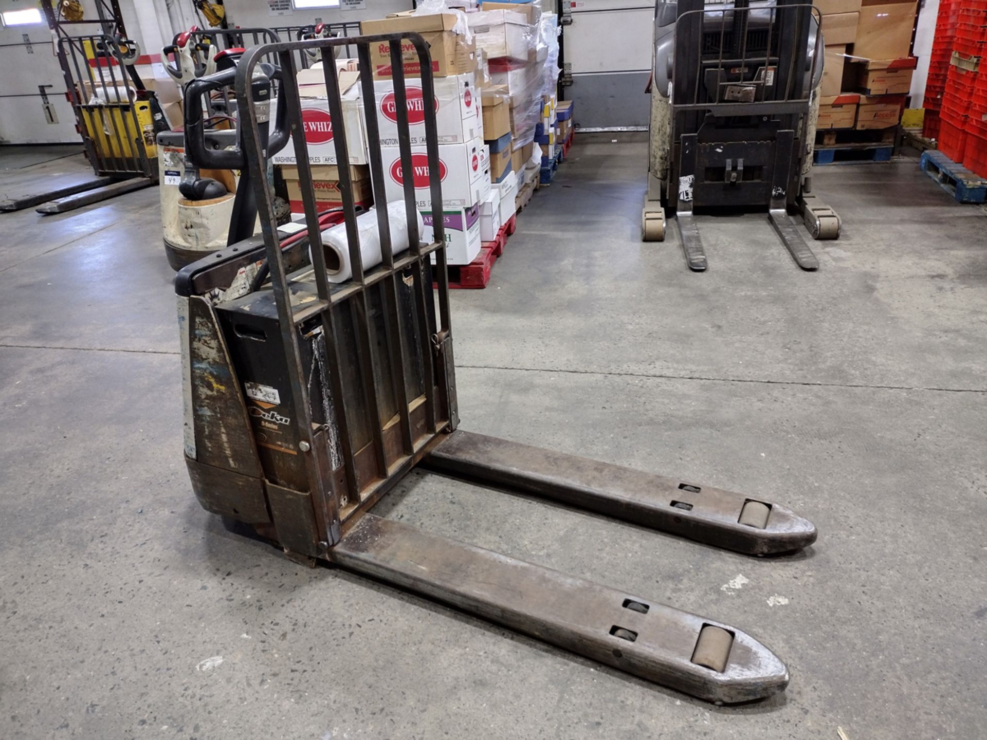 Crown WP2045-45 4,500lbs Electric 24V Walk-Behind Pallet Jack w/ Charger - Image 2 of 7